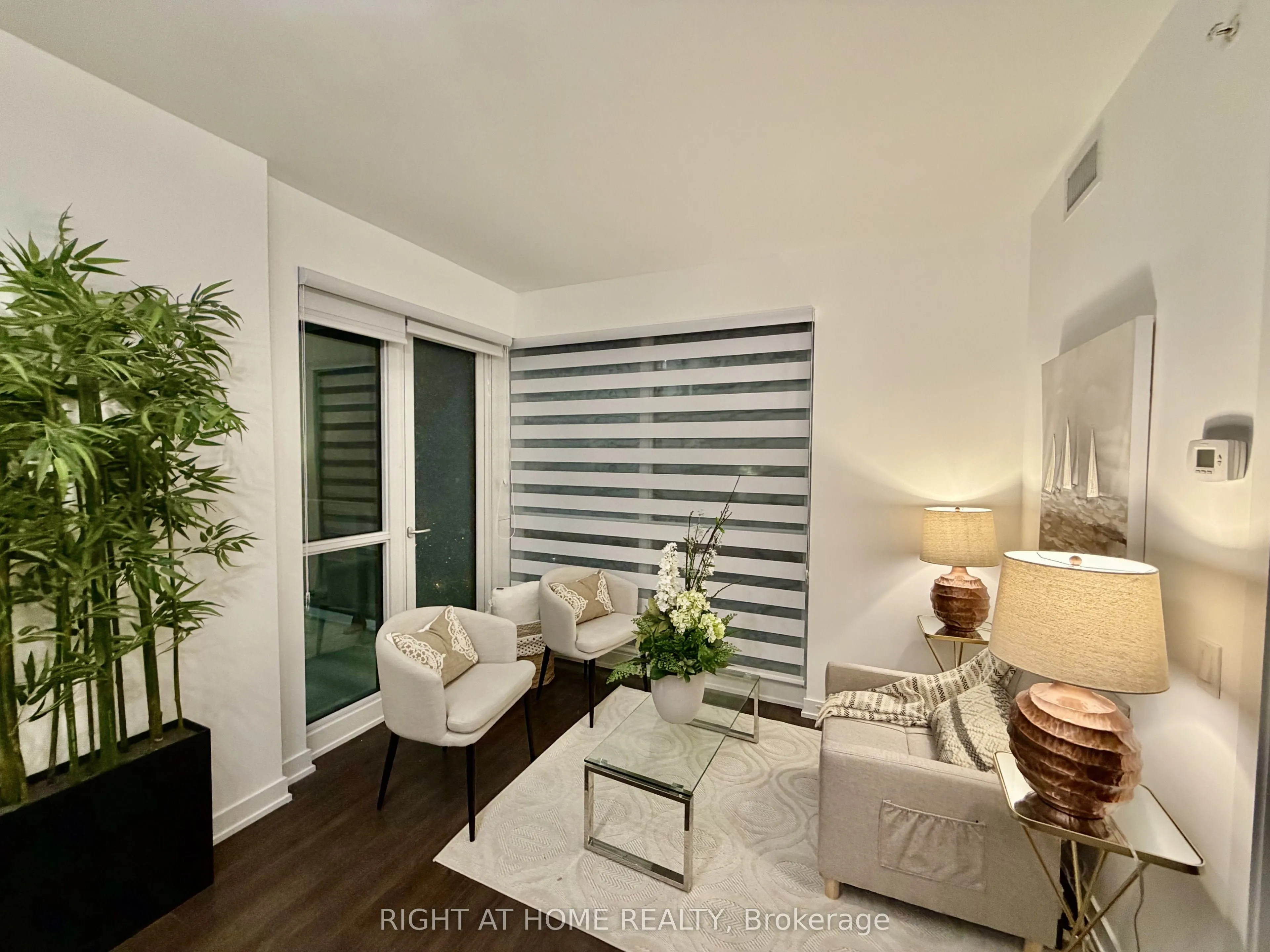 Property For Lease | W13120328