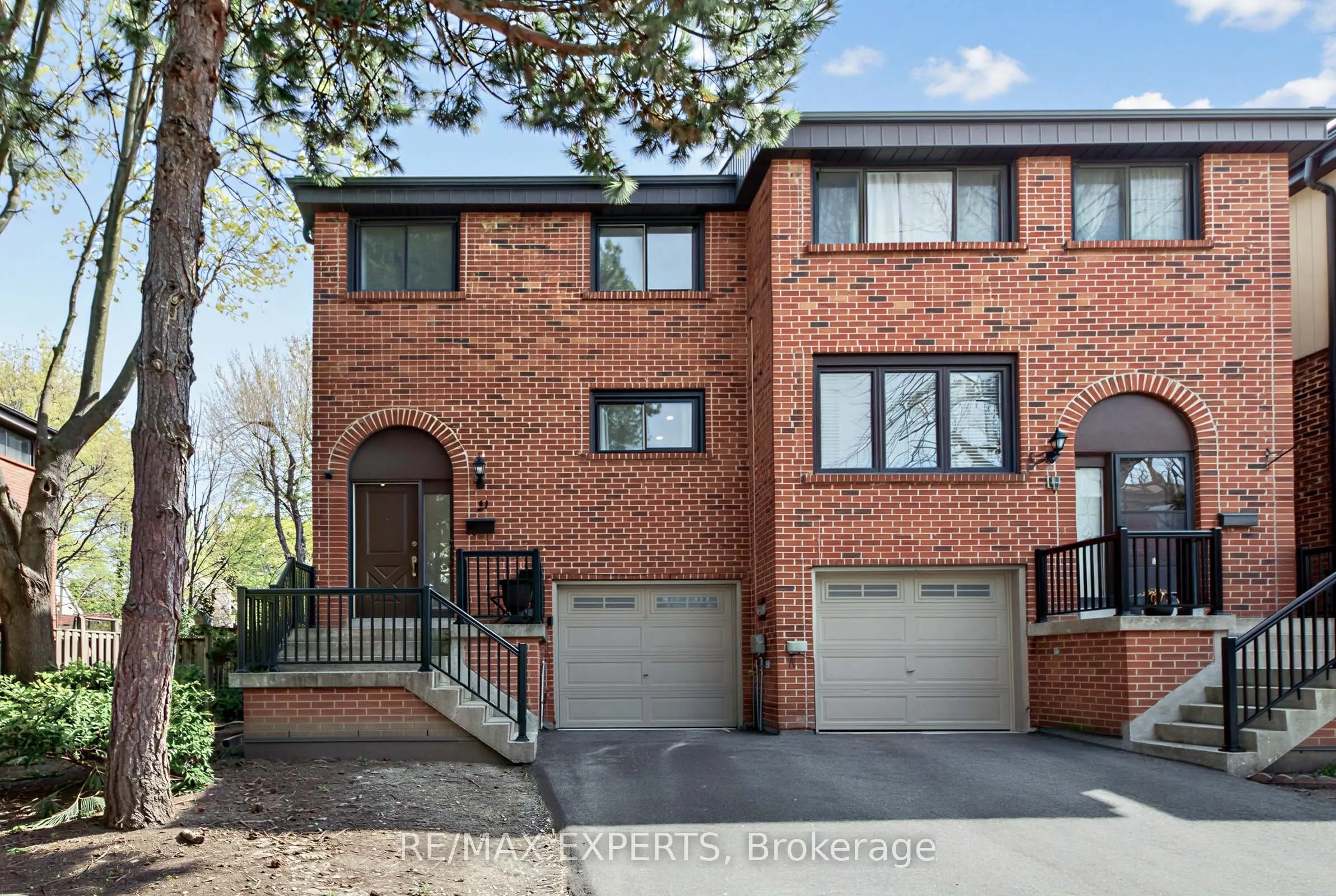 Property For Sale | W13121654
