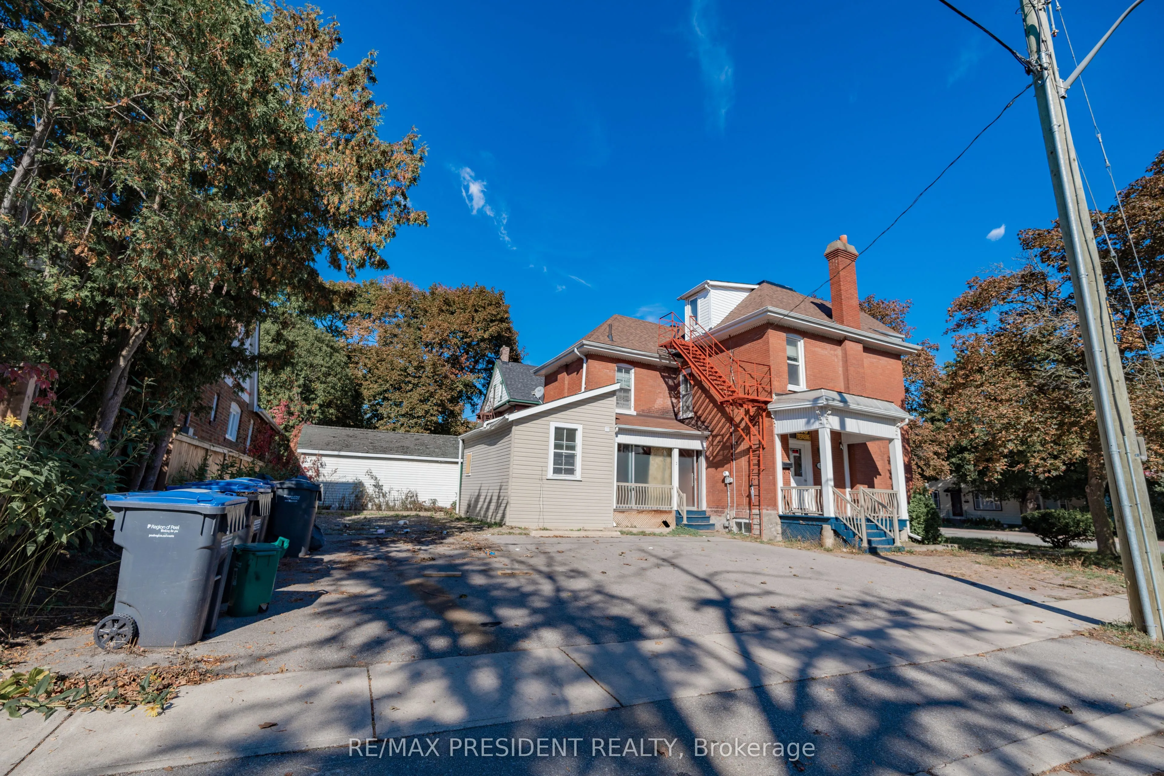 Detached Home For Sale | W13122104