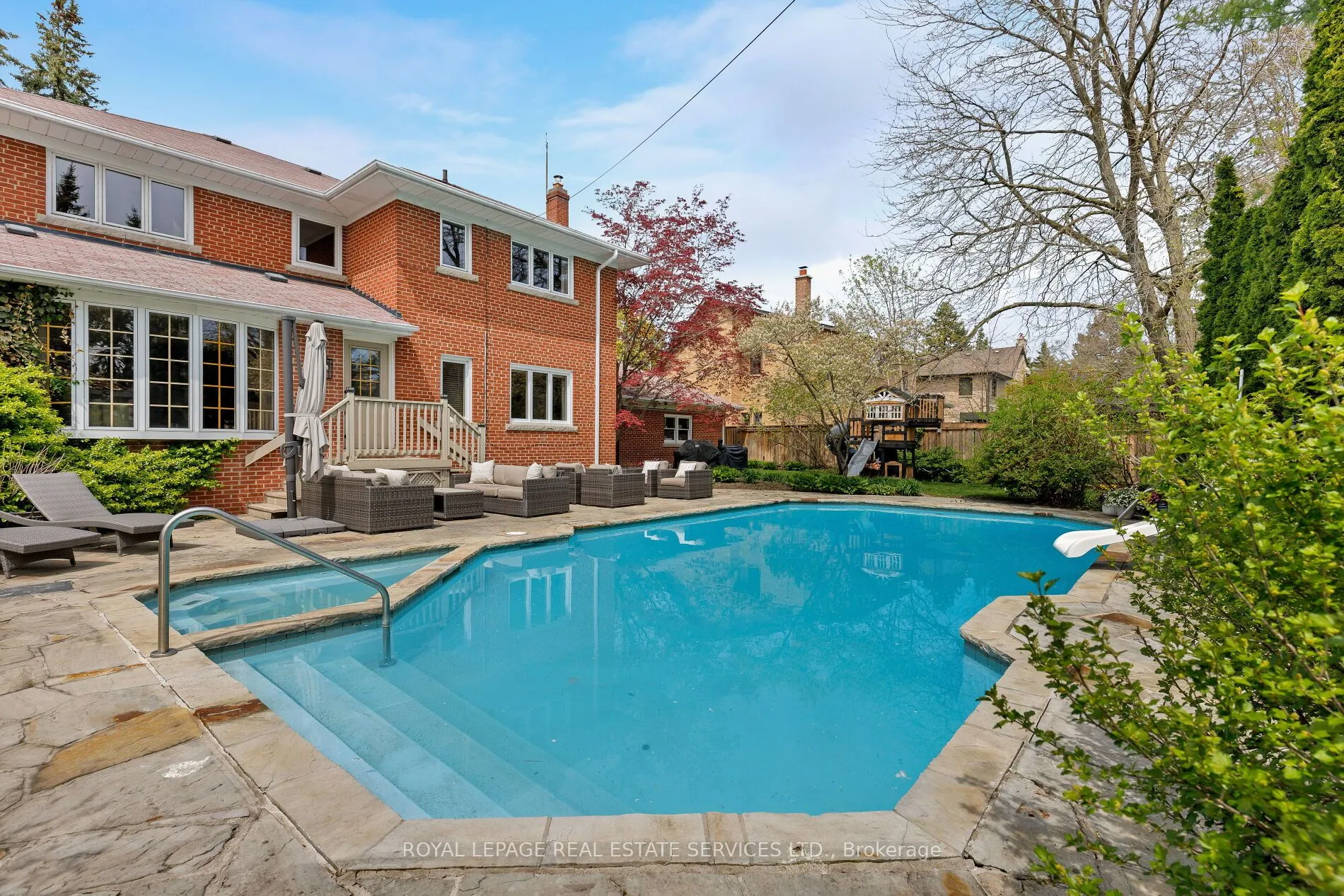 Detached Home For Sale | W13123986