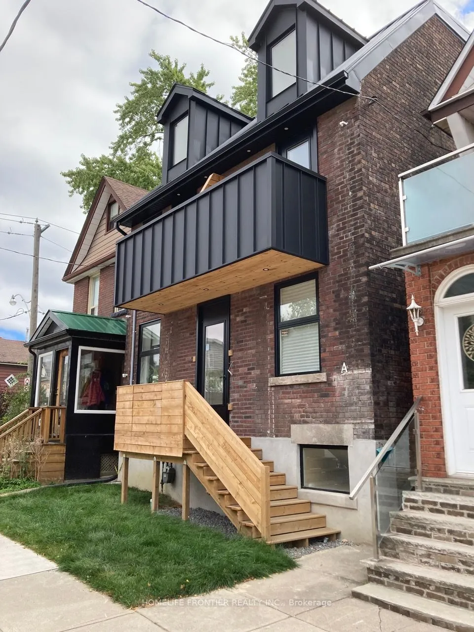 Detached Home For Lease | W13124140