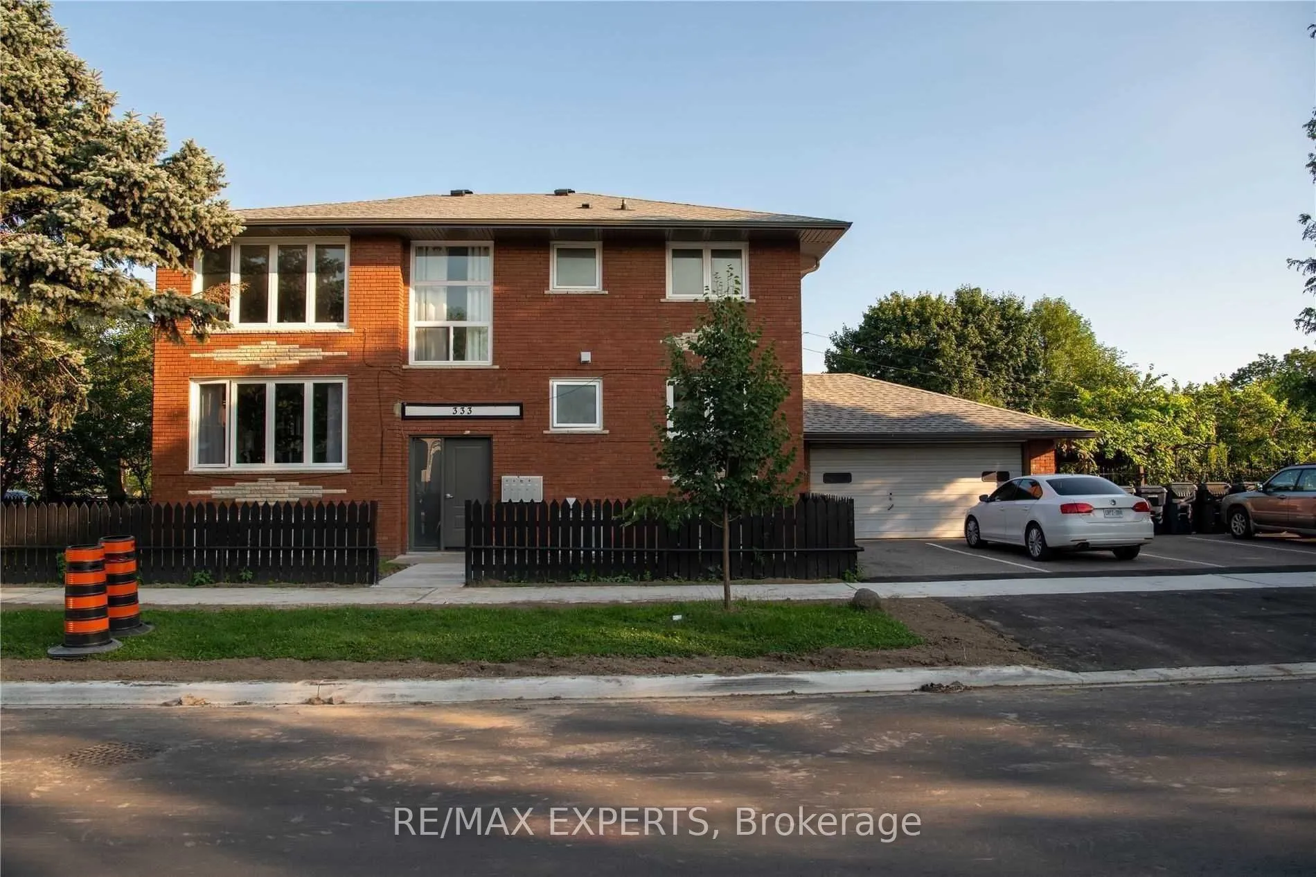 Detached Home For Lease | W13124504