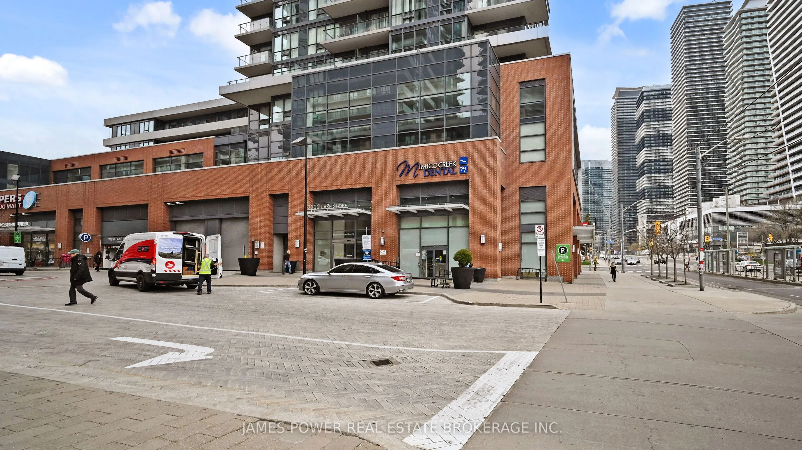 Property For Sale | W13125440