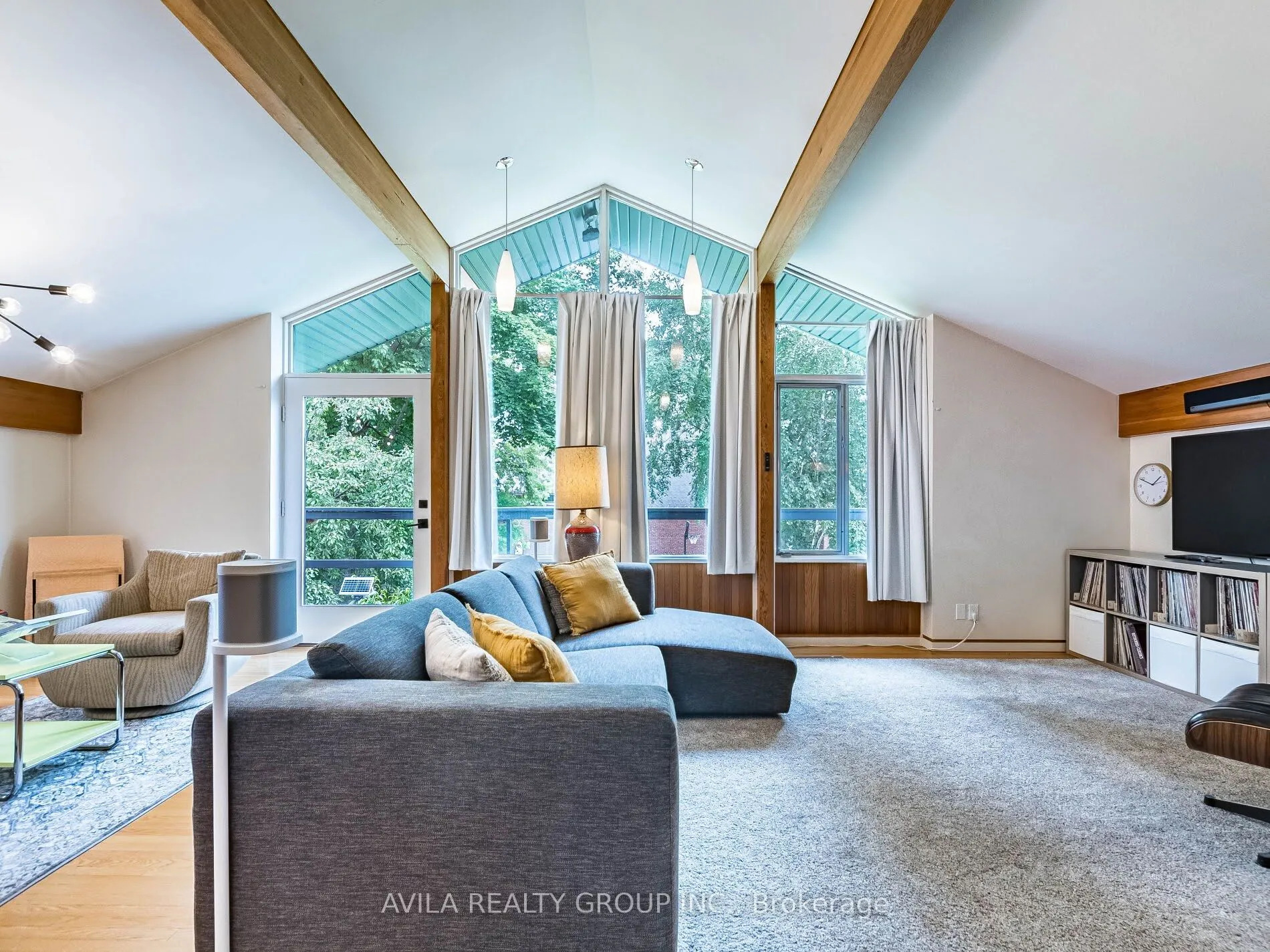 Detached Home For Sale | W13125978