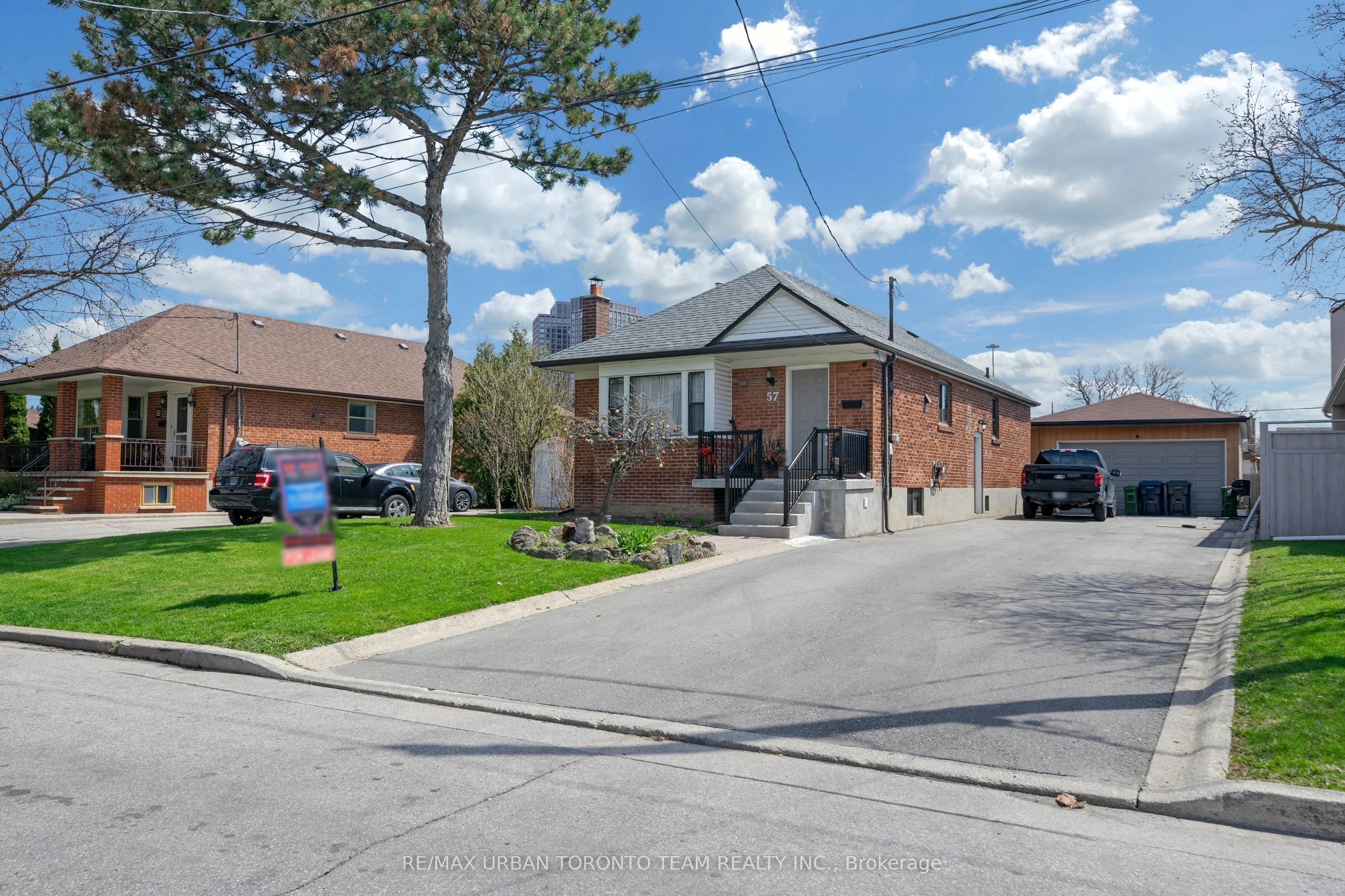 Property For Lease | W13127274