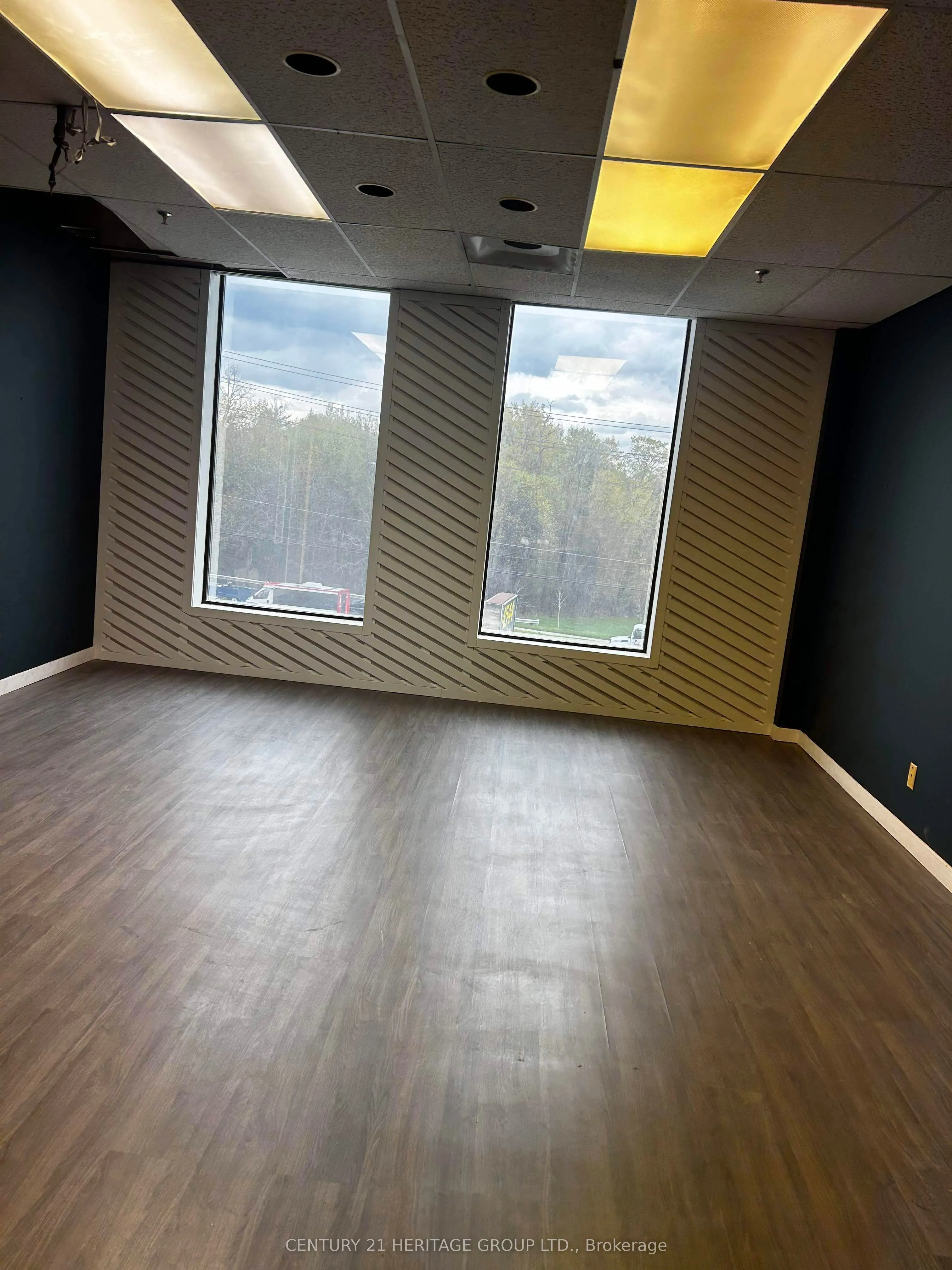 Office For Lease | W13129052