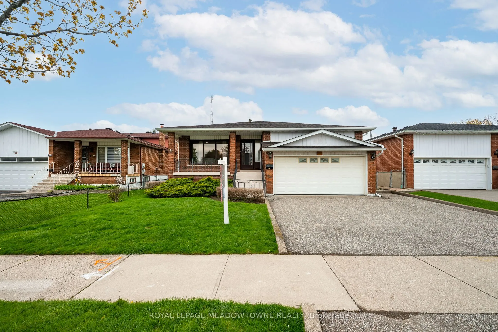 Detached Home For Sale | W13129446
