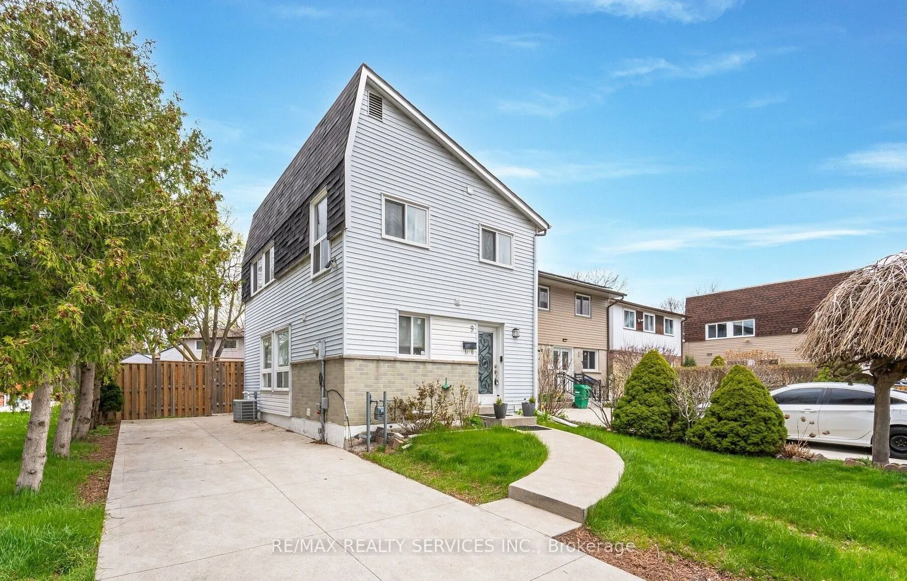 Detached Home For Lease | W13130078