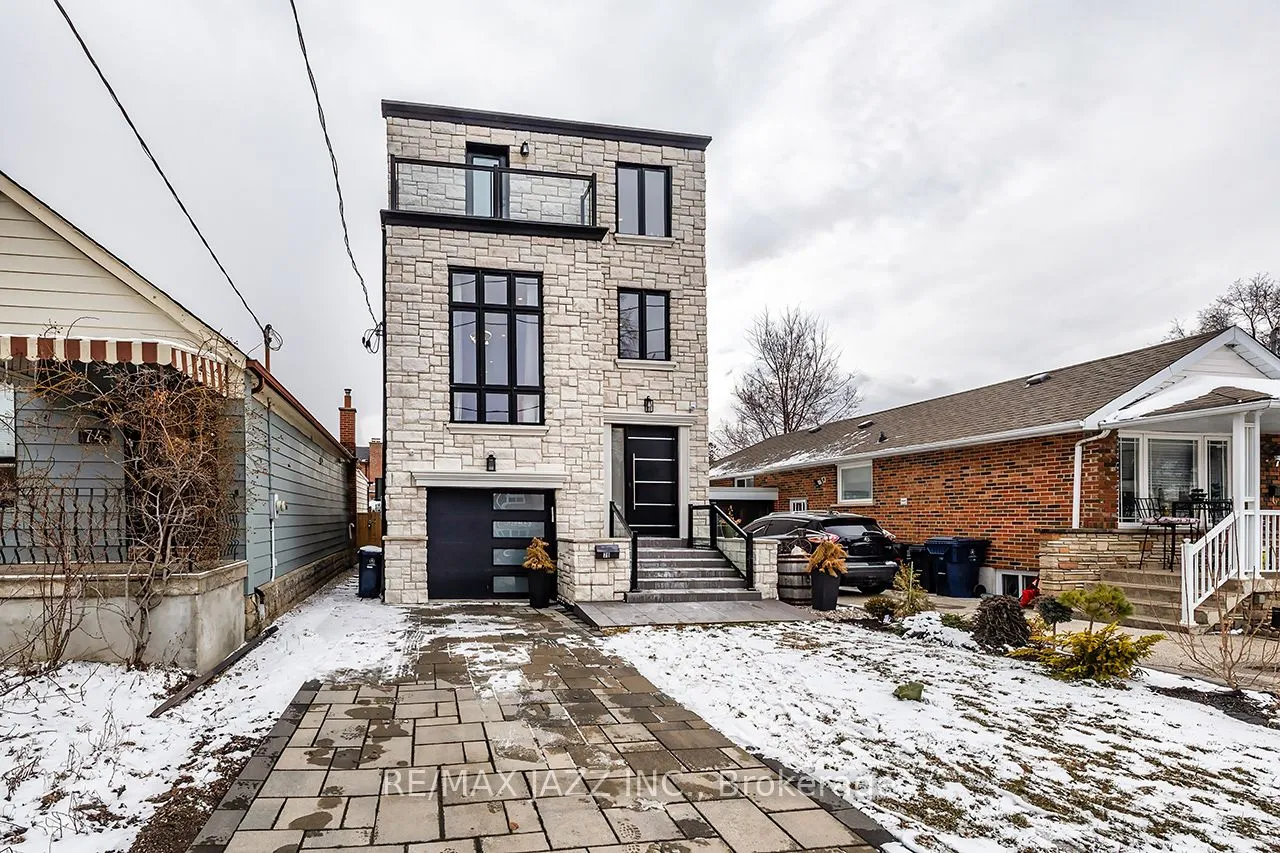 Detached Home For Sale | W13130300