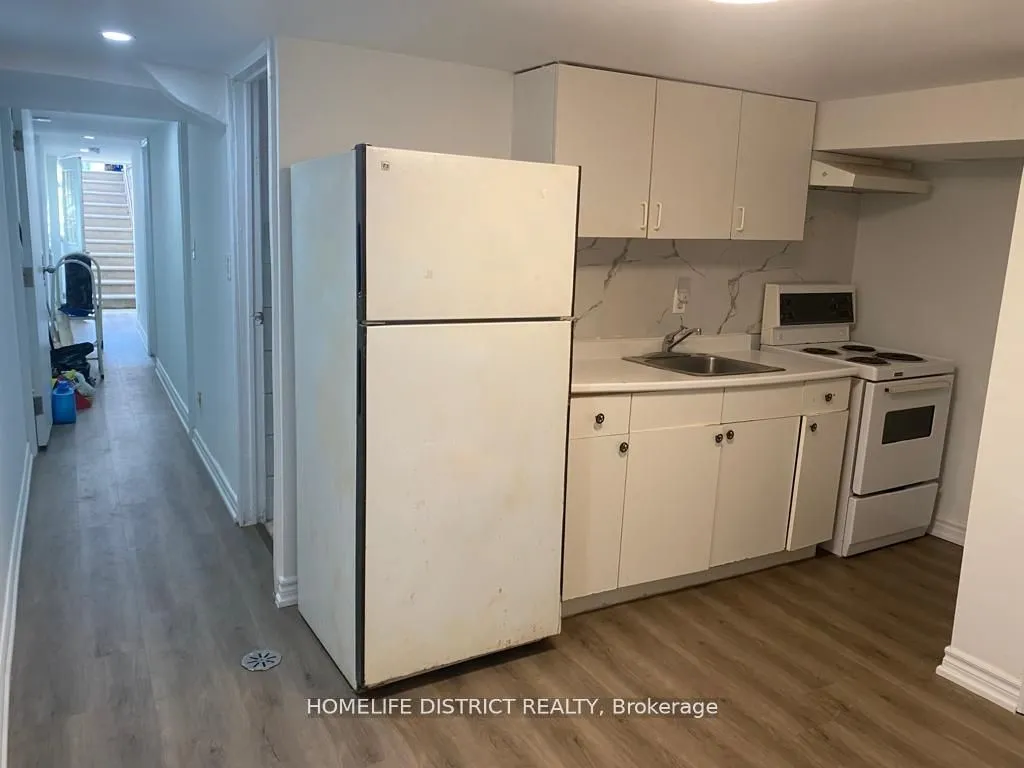 Semi-Detached Home For Lease | W13130972