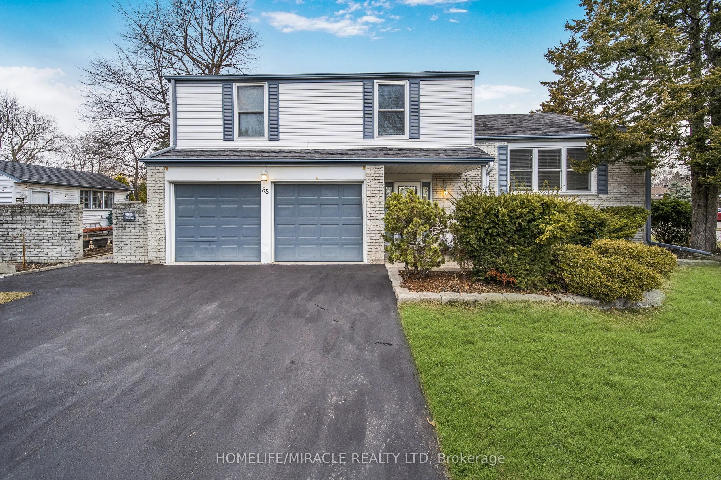 Detached Home For Sale | W13131214