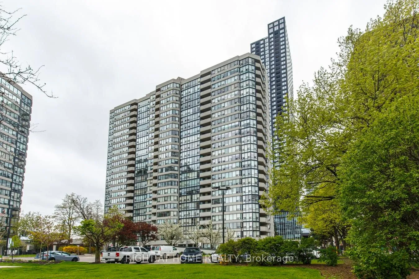 Property For Sale | W13133292