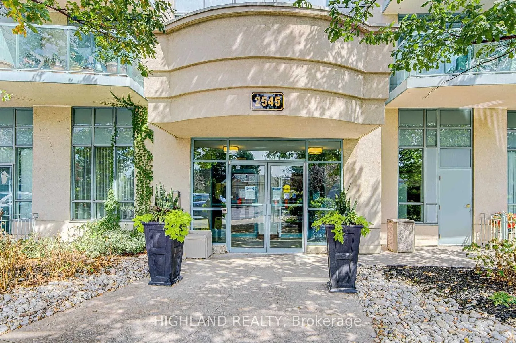 Property For Lease | W13133578