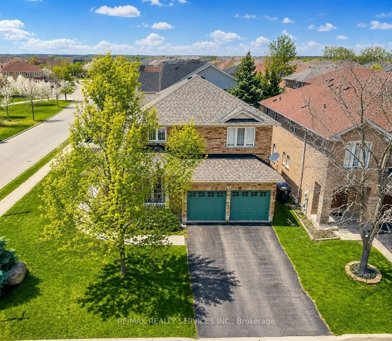 Detached Home For Sale | W13133608