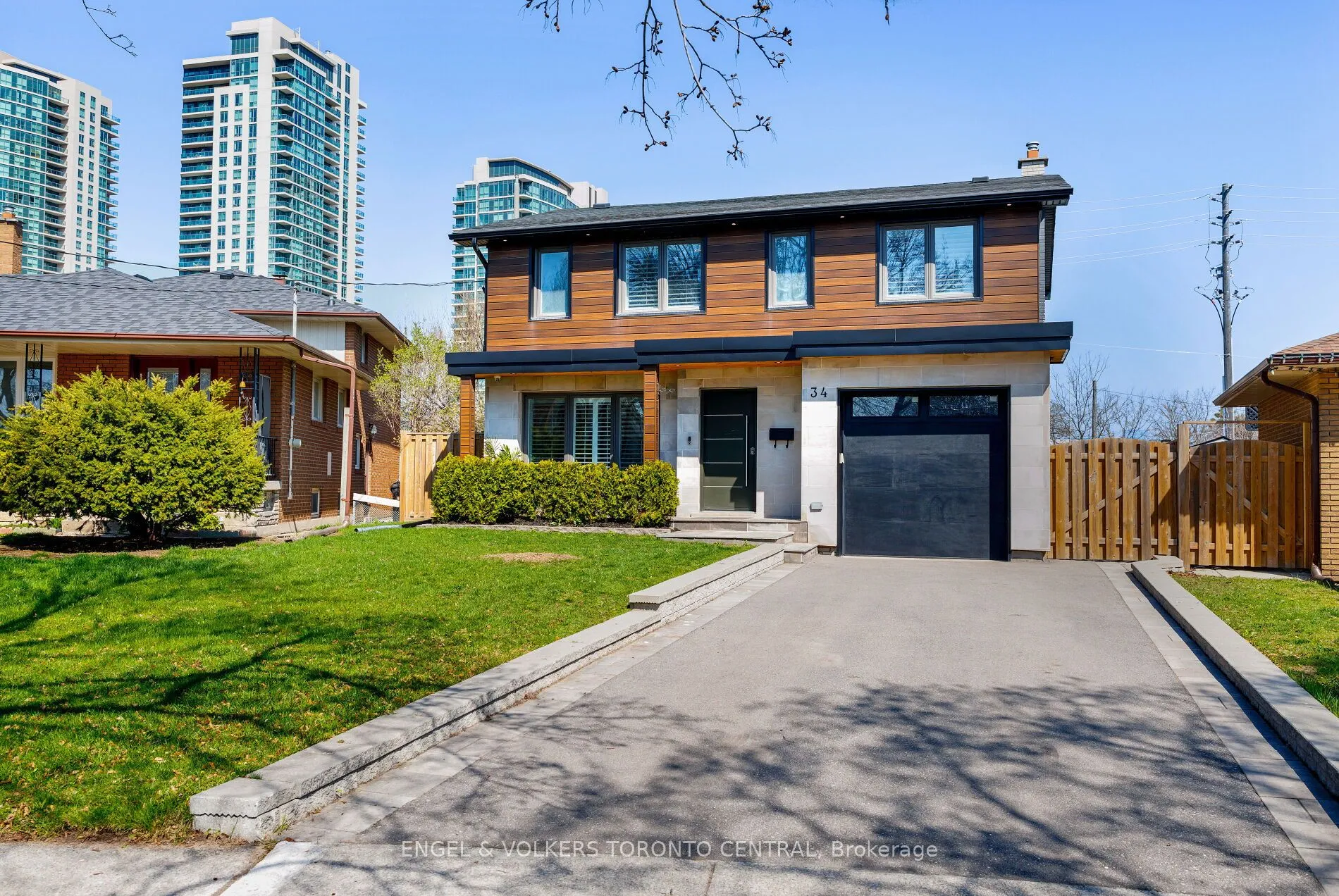 Detached Home For Sale | W13134222