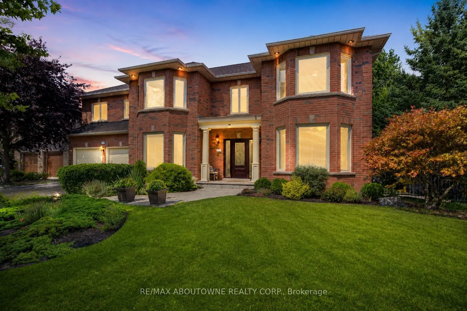 Detached Home For Sale | W13134496
