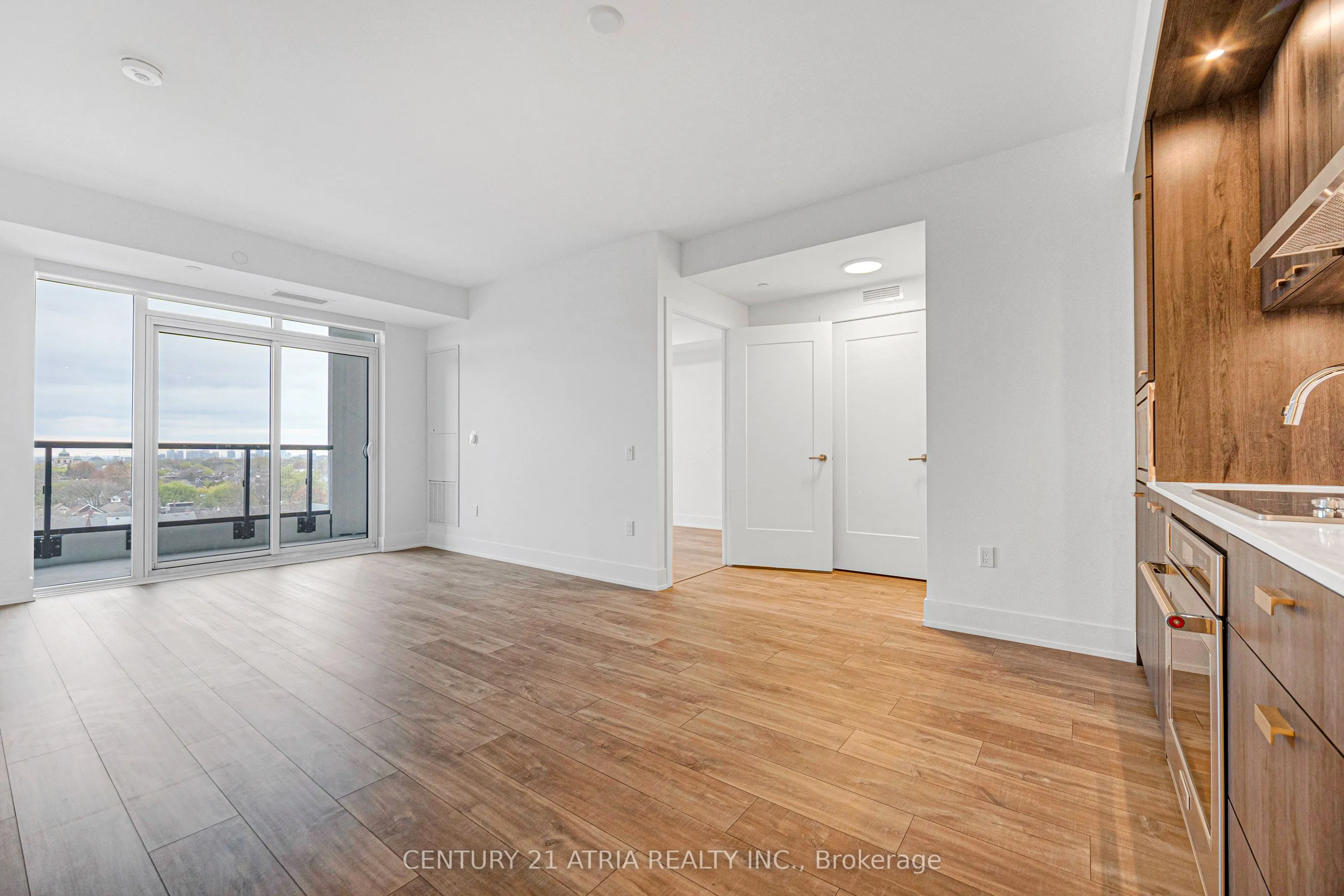 Property For Lease | W13134564