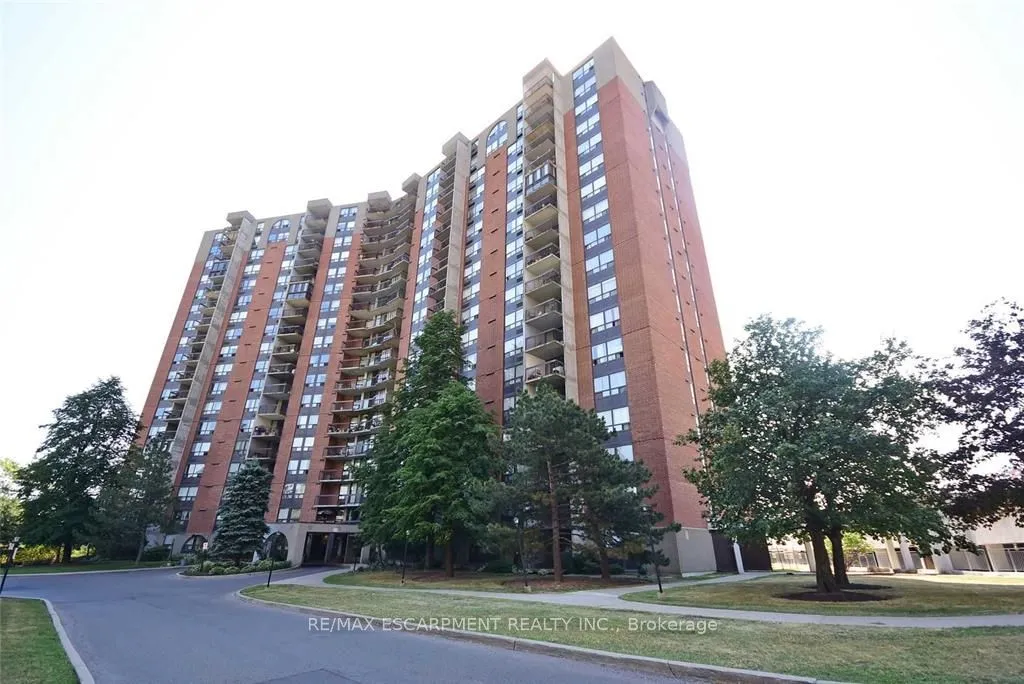 Property For Lease | W13134884