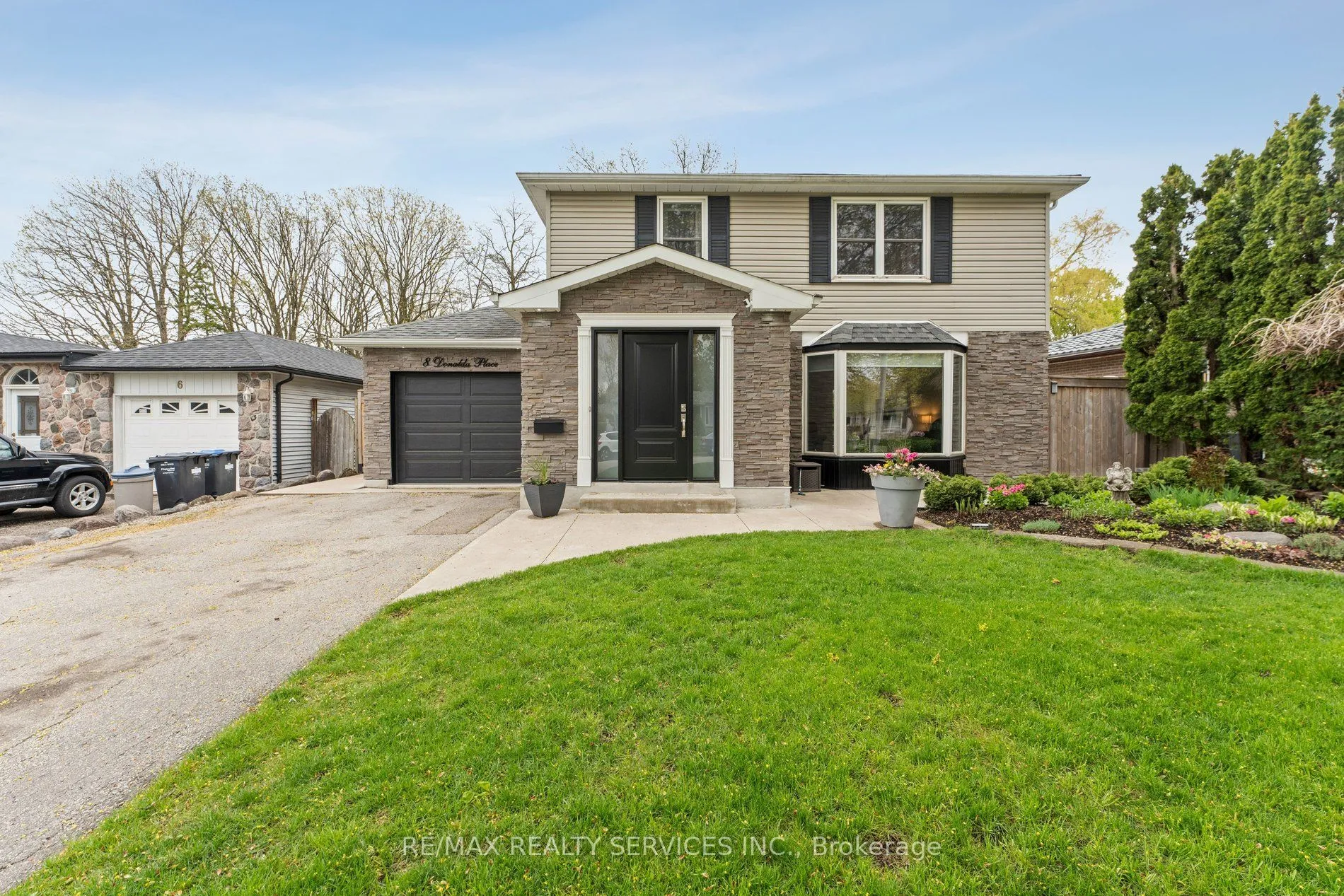 Detached Home For Sale | W13135386