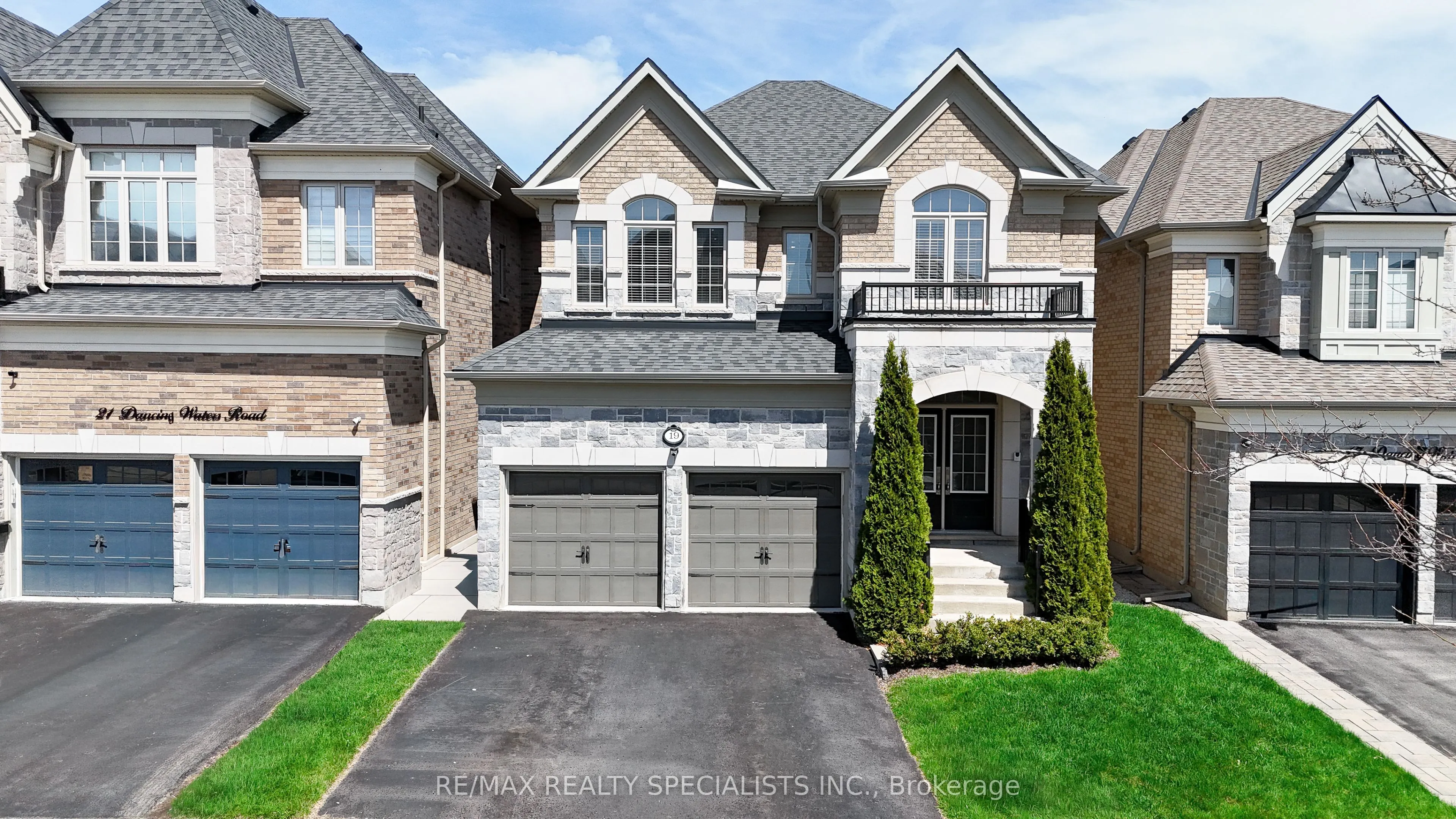 Detached Home For Sale | W13135536