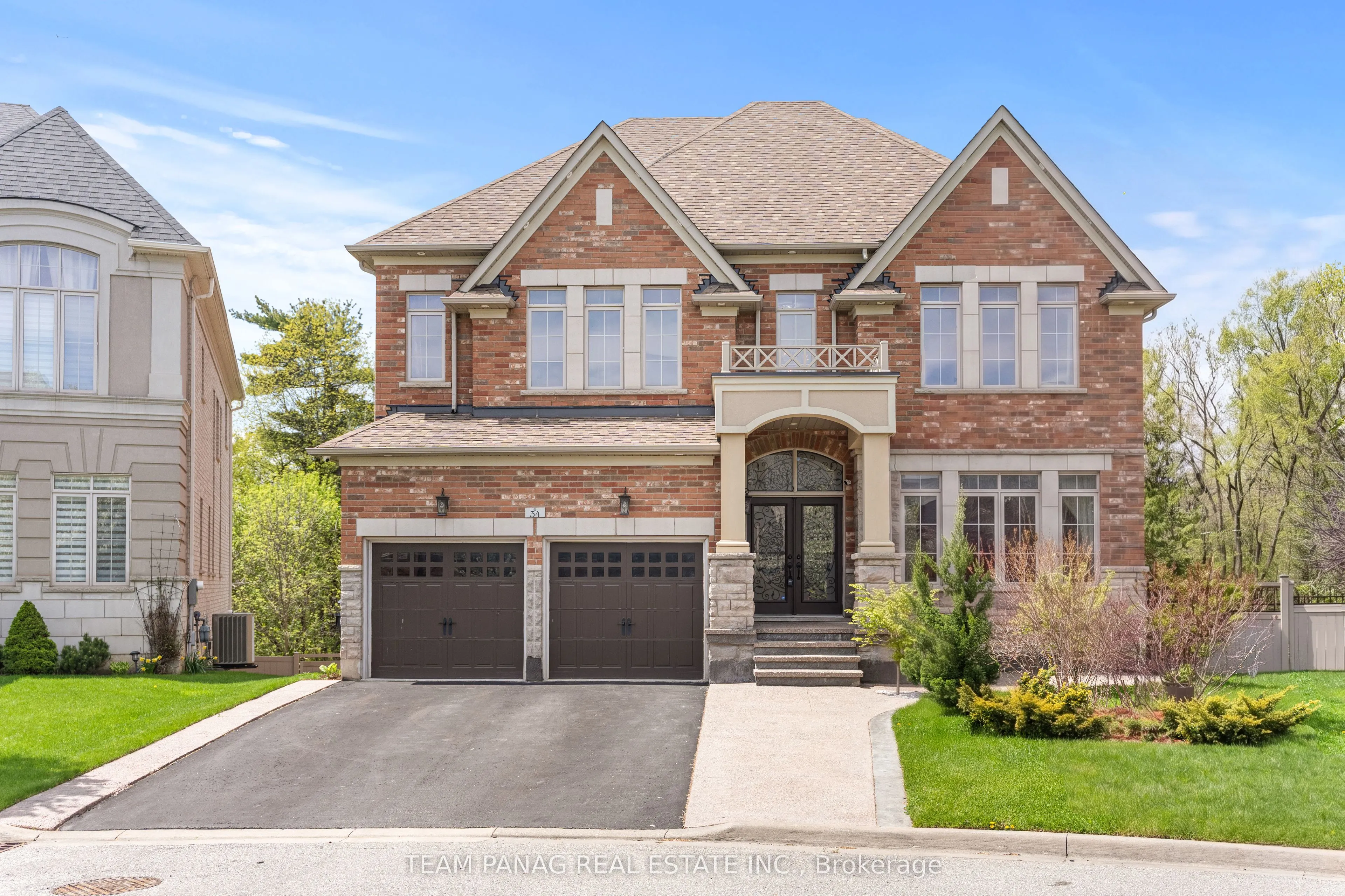 Detached Home For Sale | W13135642