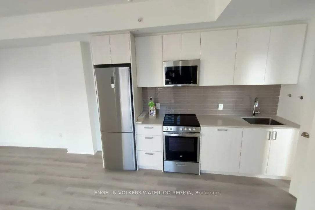 Property For Lease | W13136736