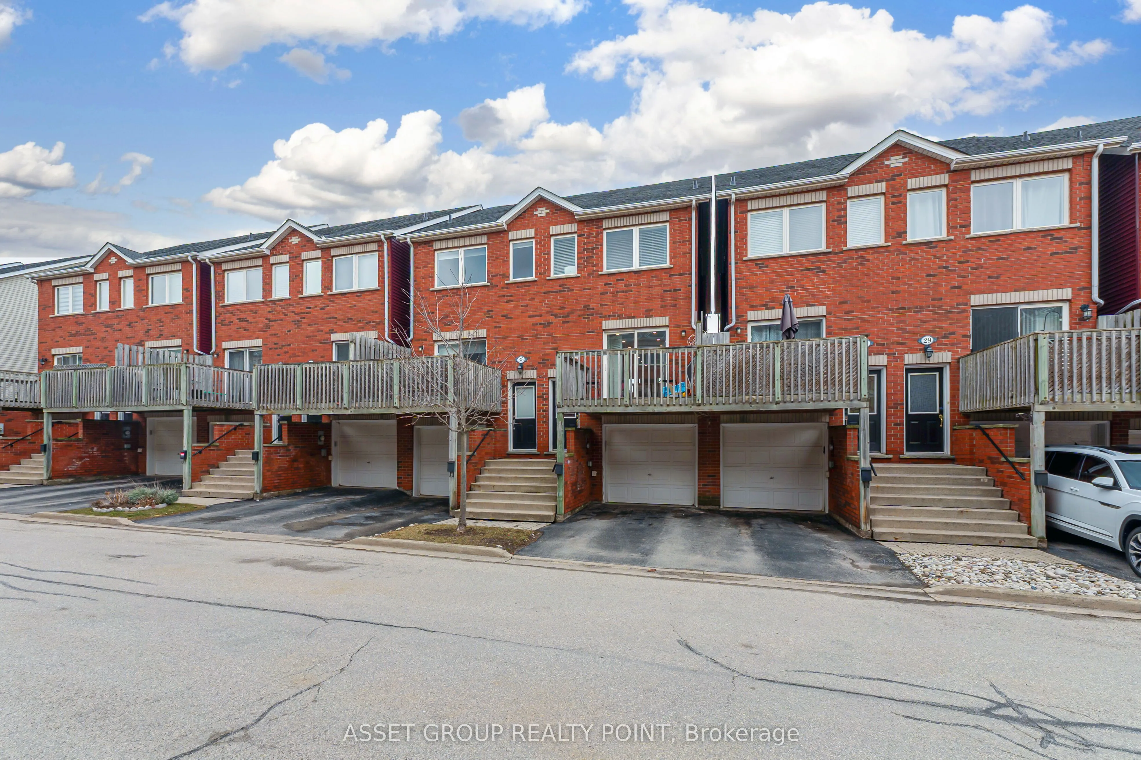Property For Sale | W13136934