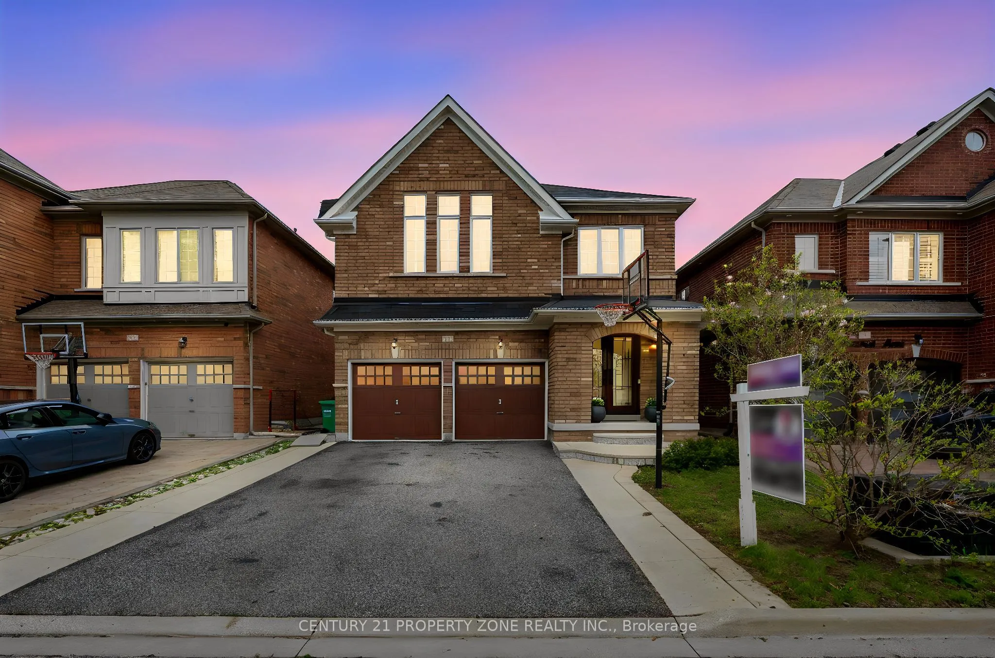 Detached Home For Sale | W13137054