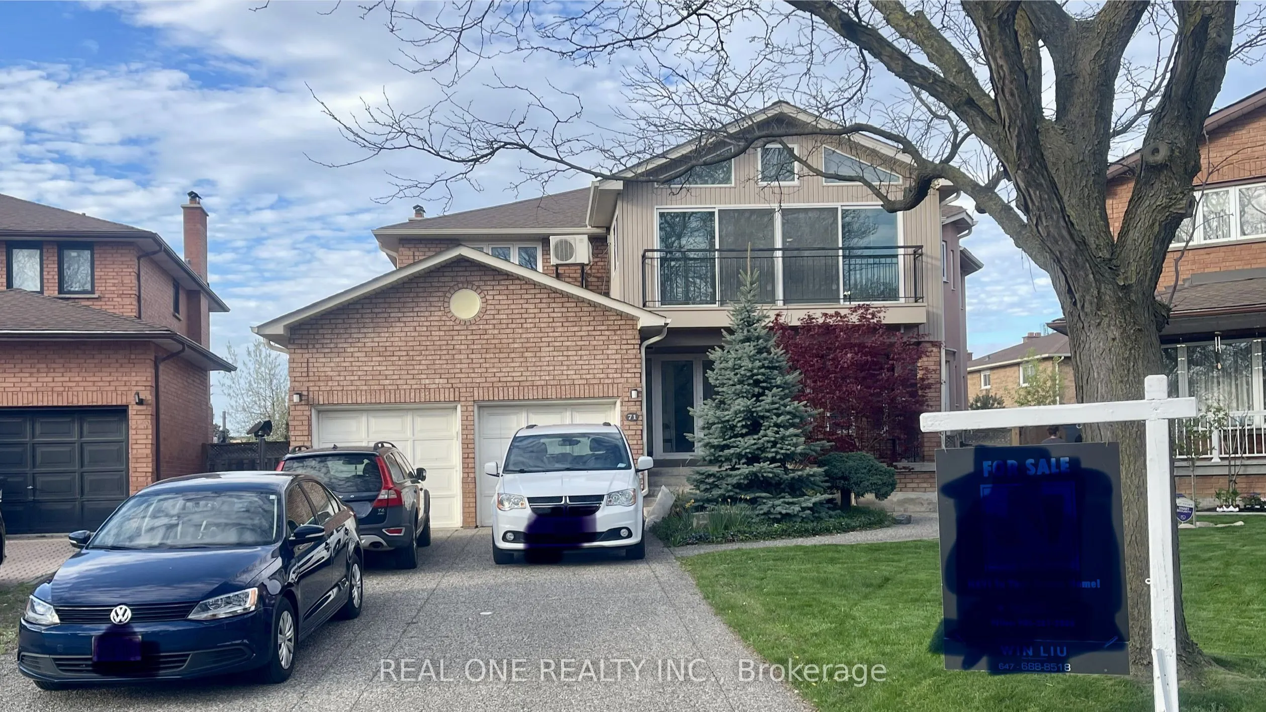 Detached Home For Sale | W13138026