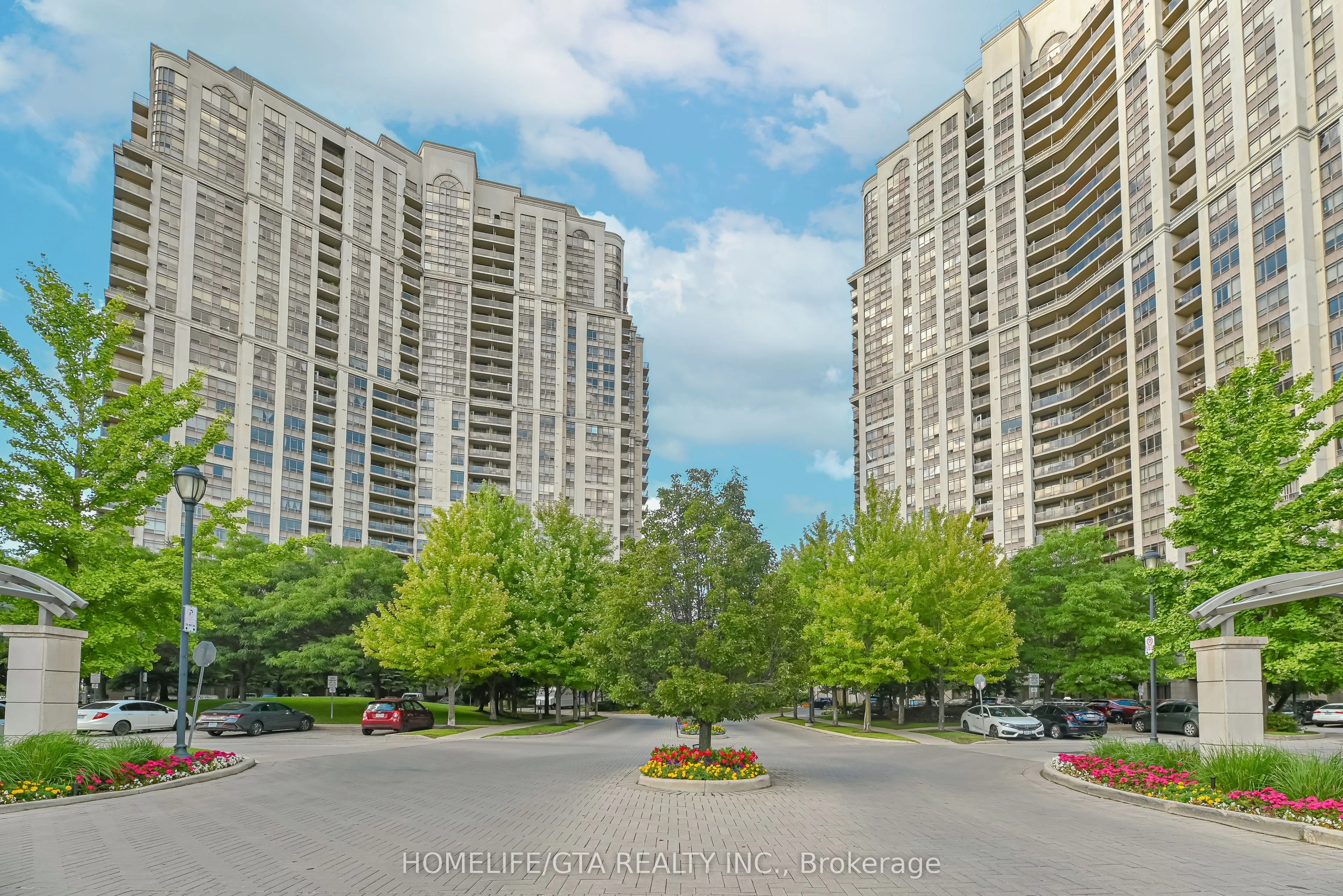 Property For Lease | W13138128