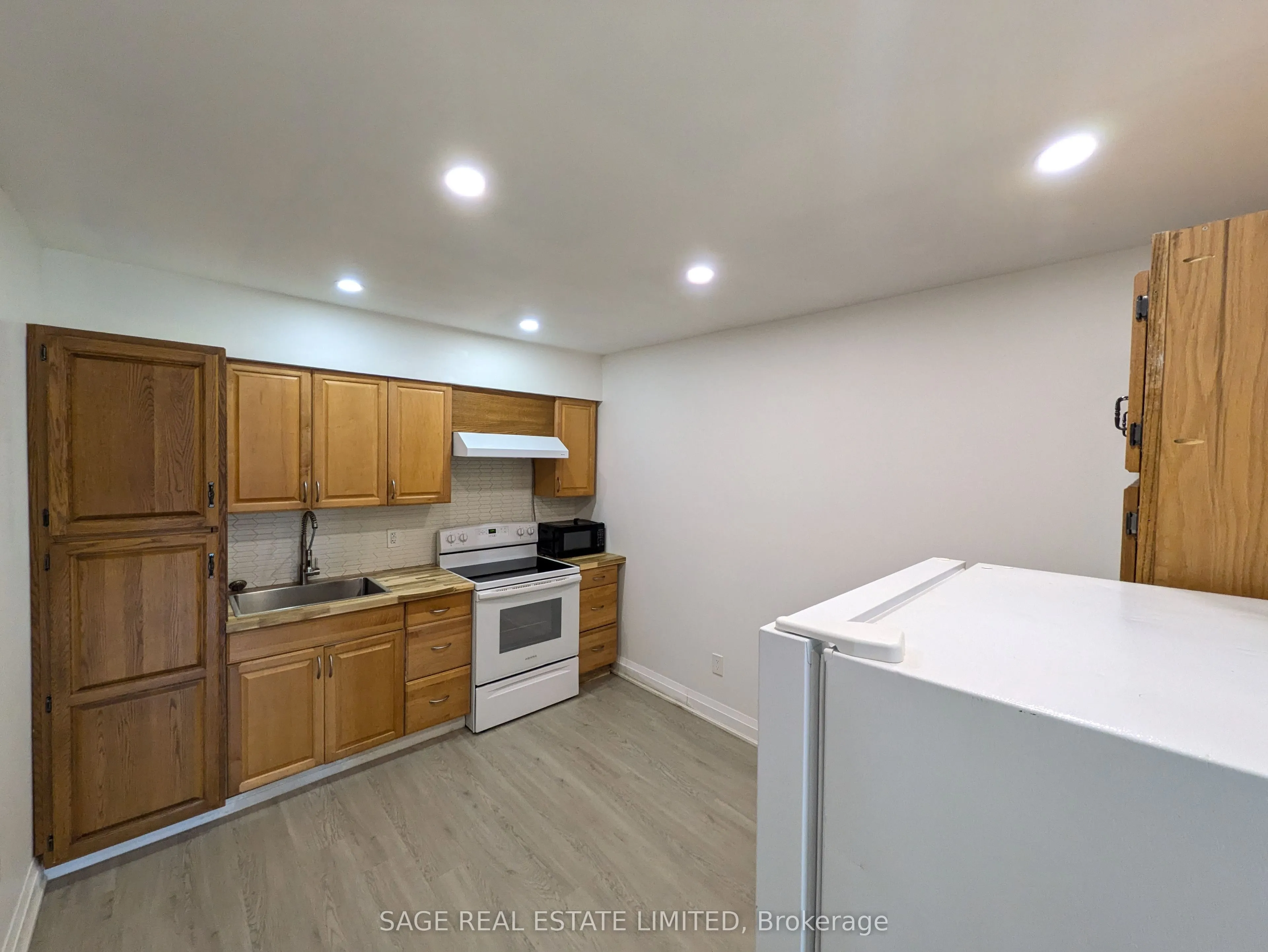 Property For Lease | W13138814