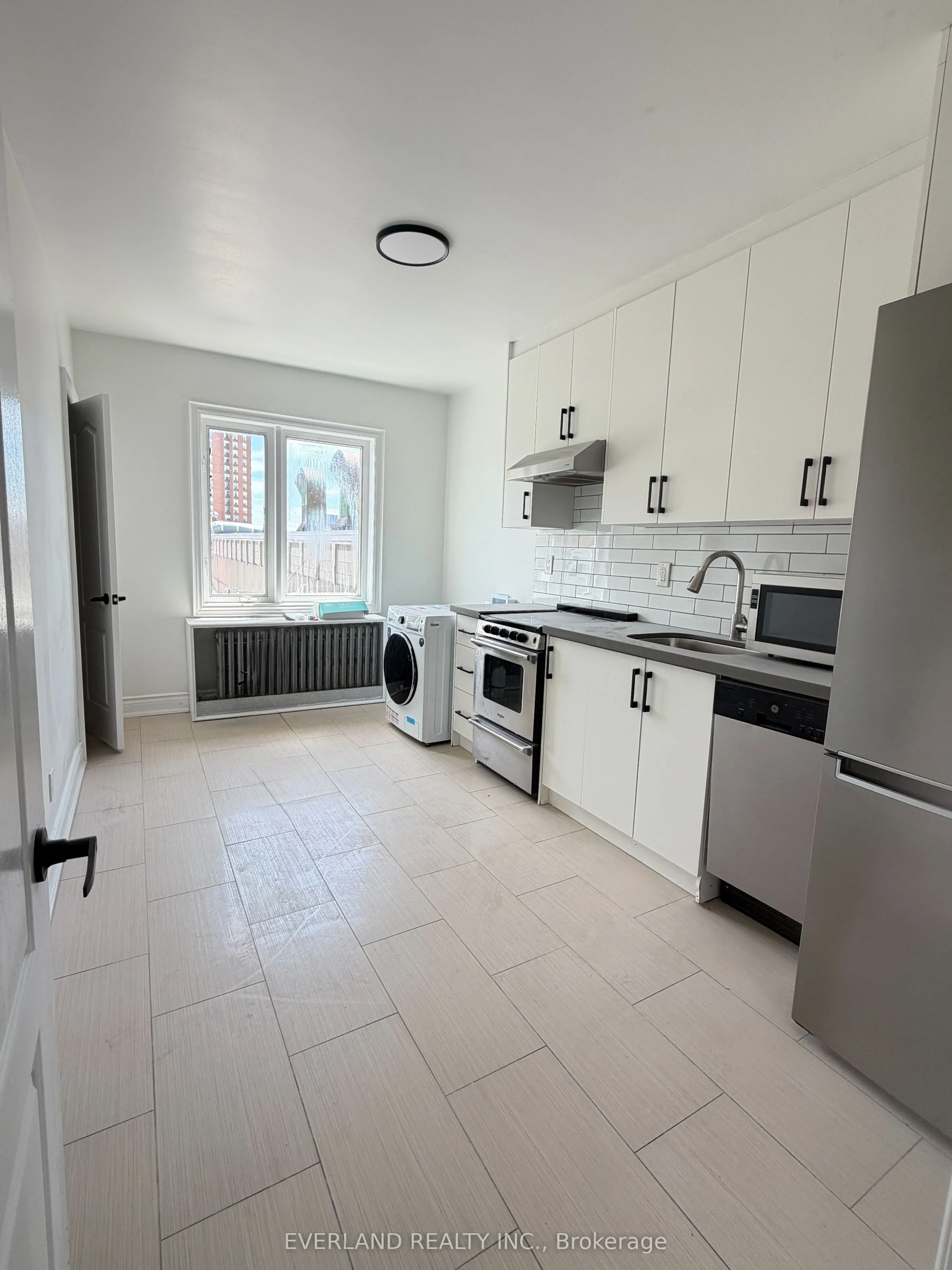 Detached Home For Lease | W13138868