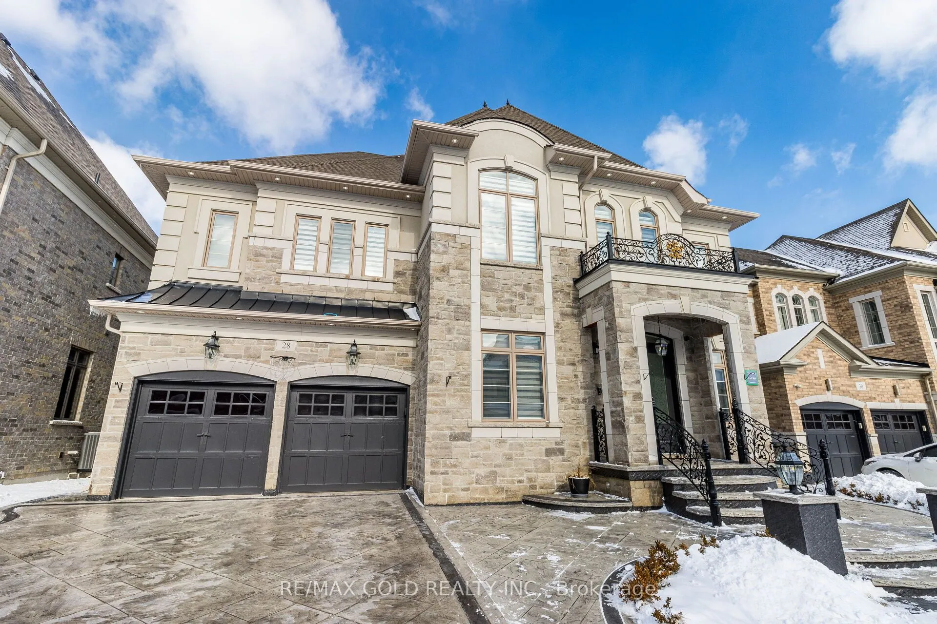 Detached Home For Sale | W13139564