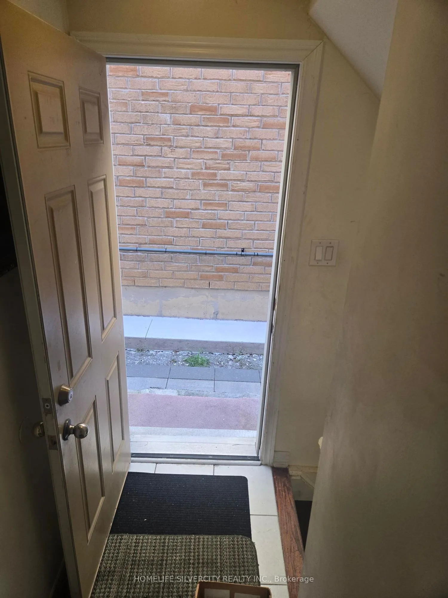 Detached Home For Lease | W13140174