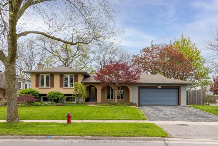 2290  Bridge  Road, Oakville, ON L6L 2G6