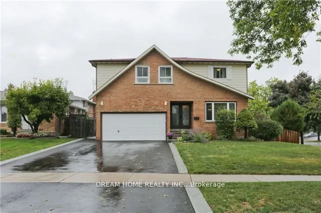 Detached Home For Lease | W13141428