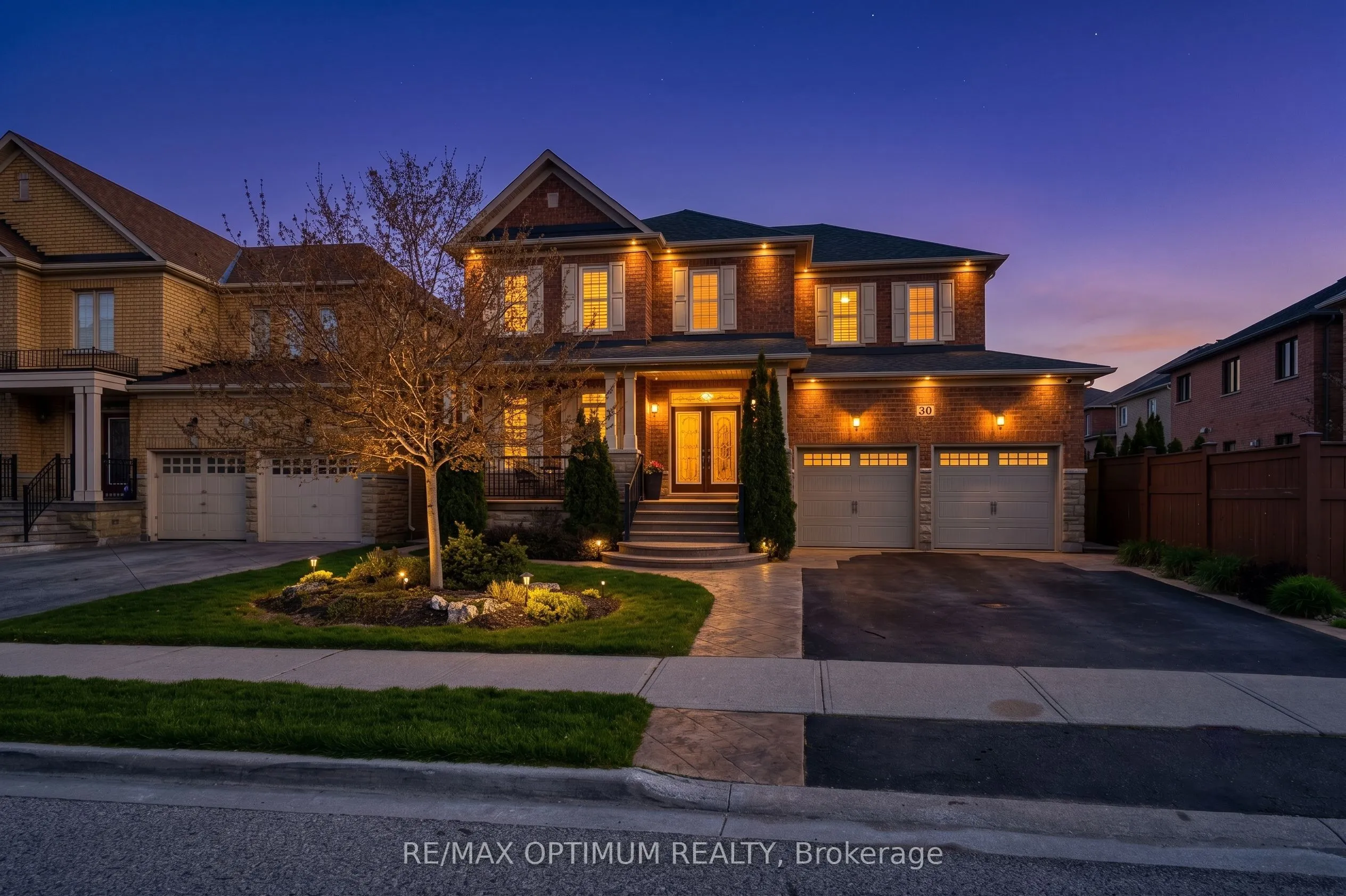 Detached Home For Sale | W13141870