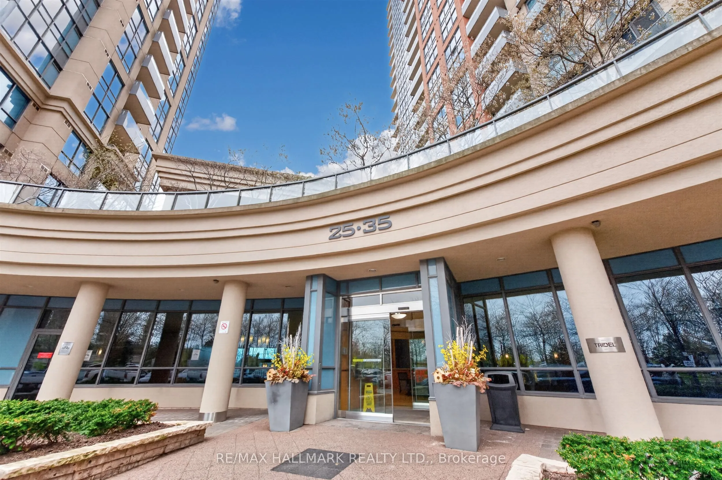 Property For Sale | W13141968