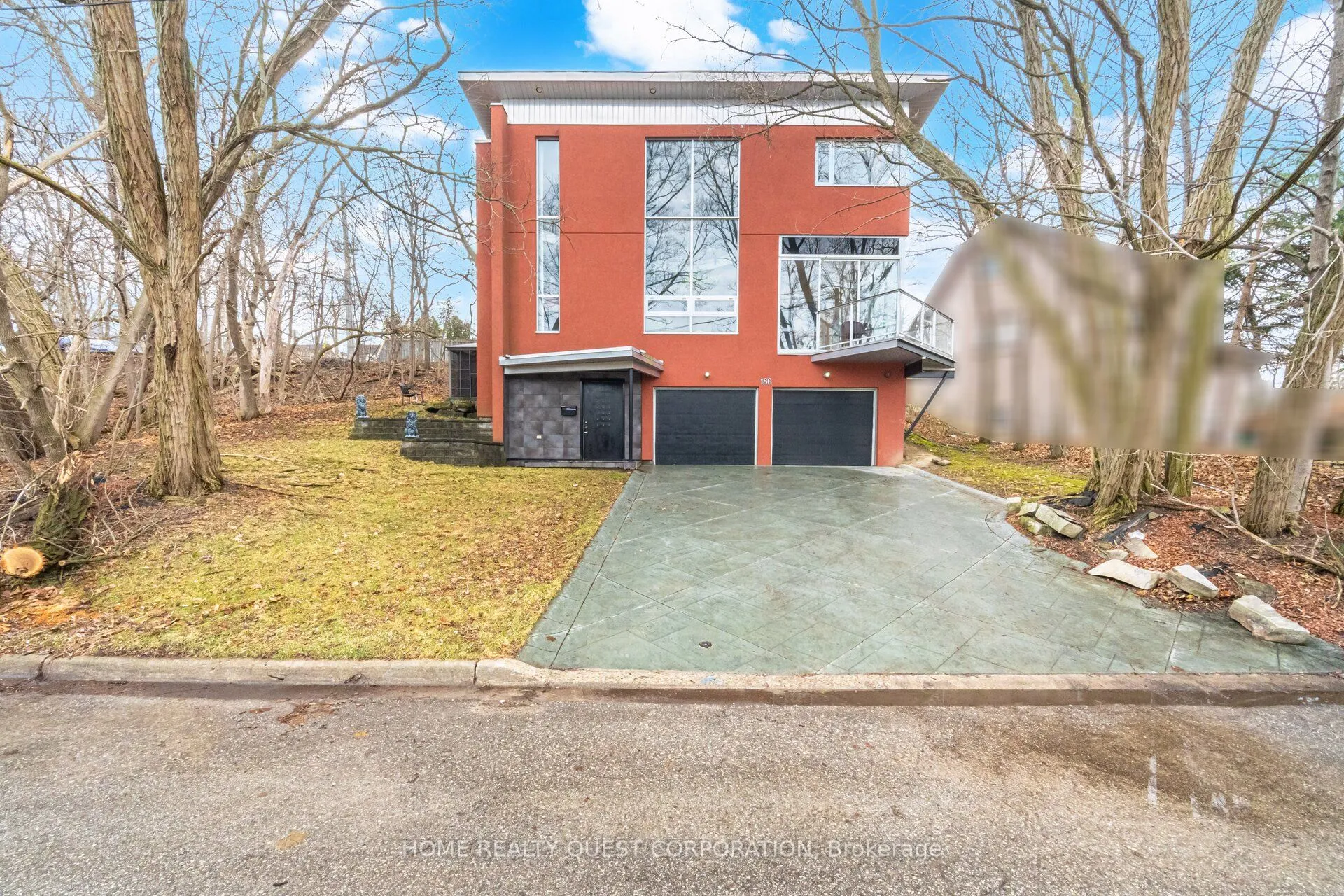 Detached Home For Sale | W13142608