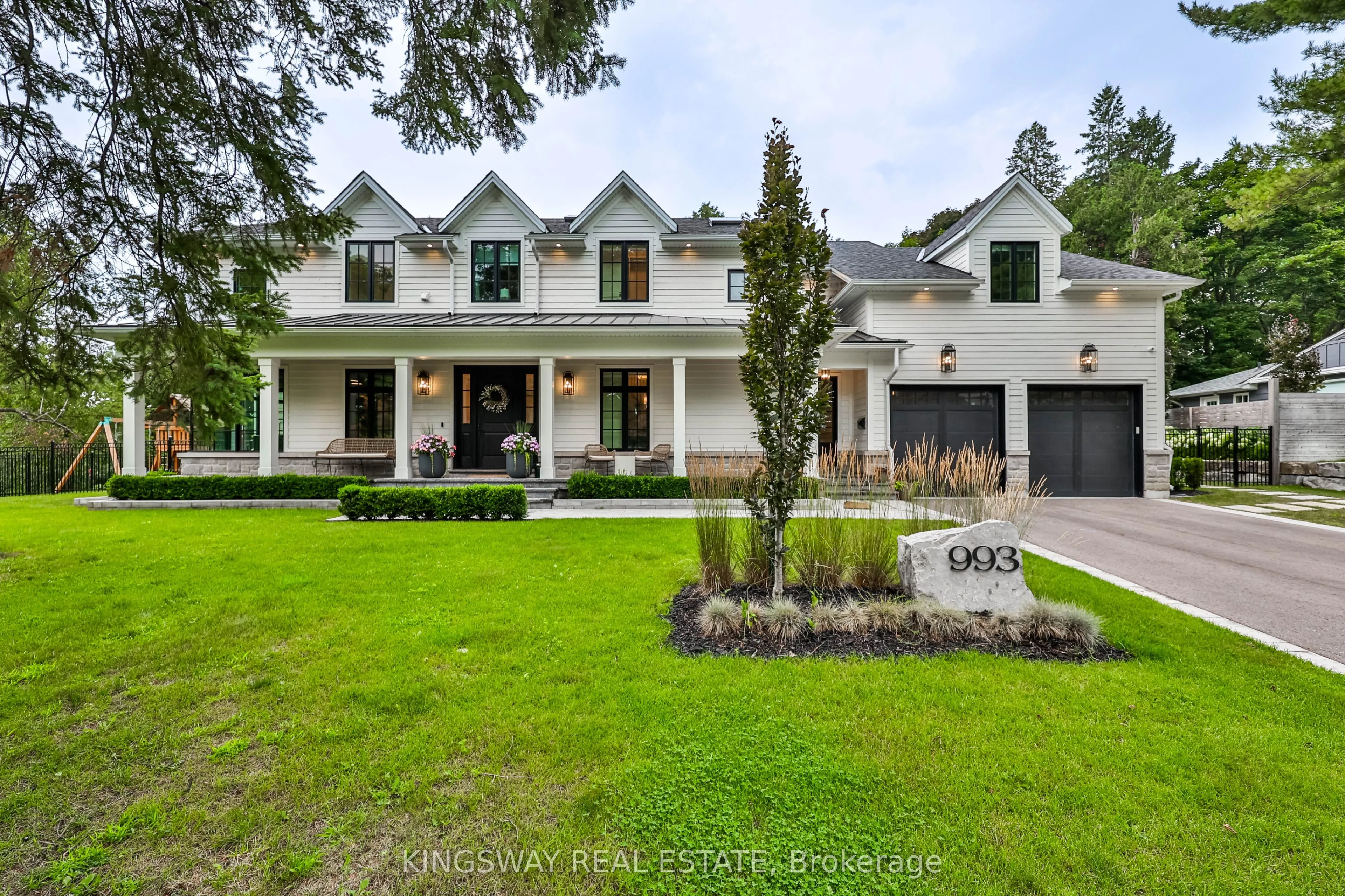 Detached Home For Lease | W13143102