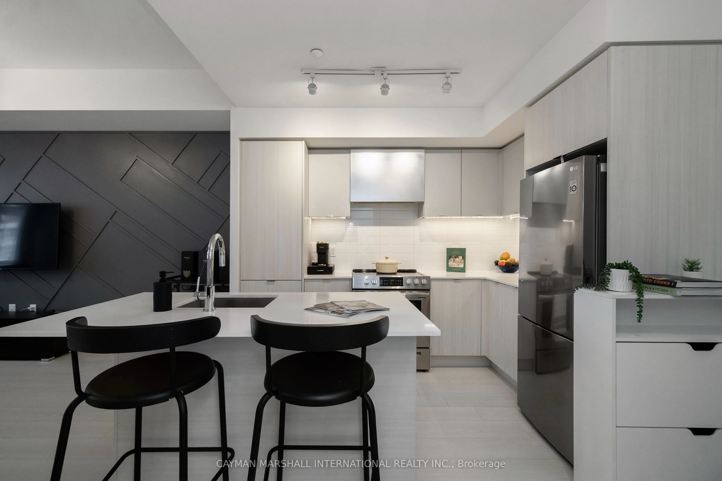 Property For Sale | W13143426