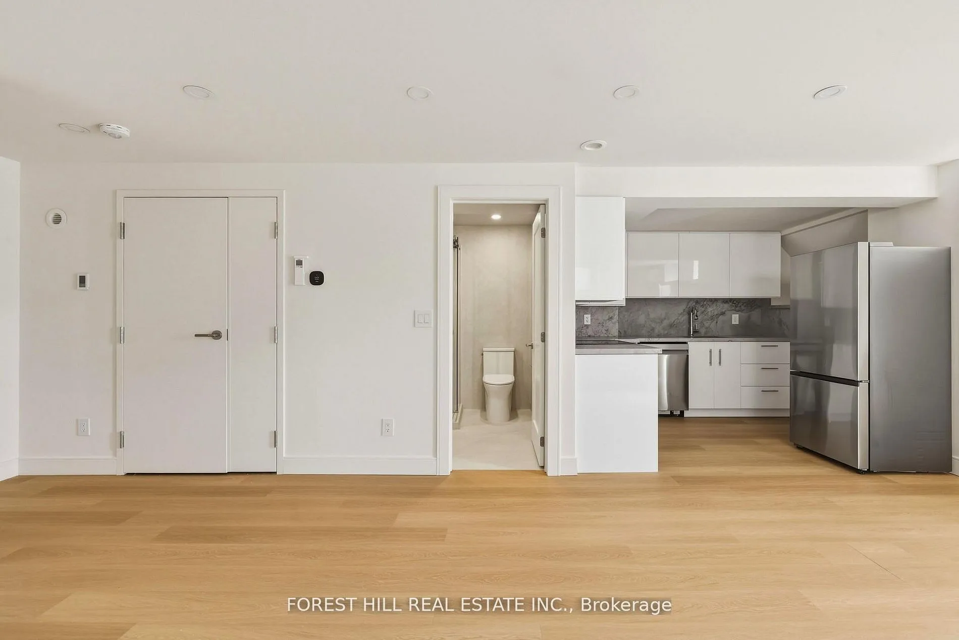 Triplex For Lease | W13143510