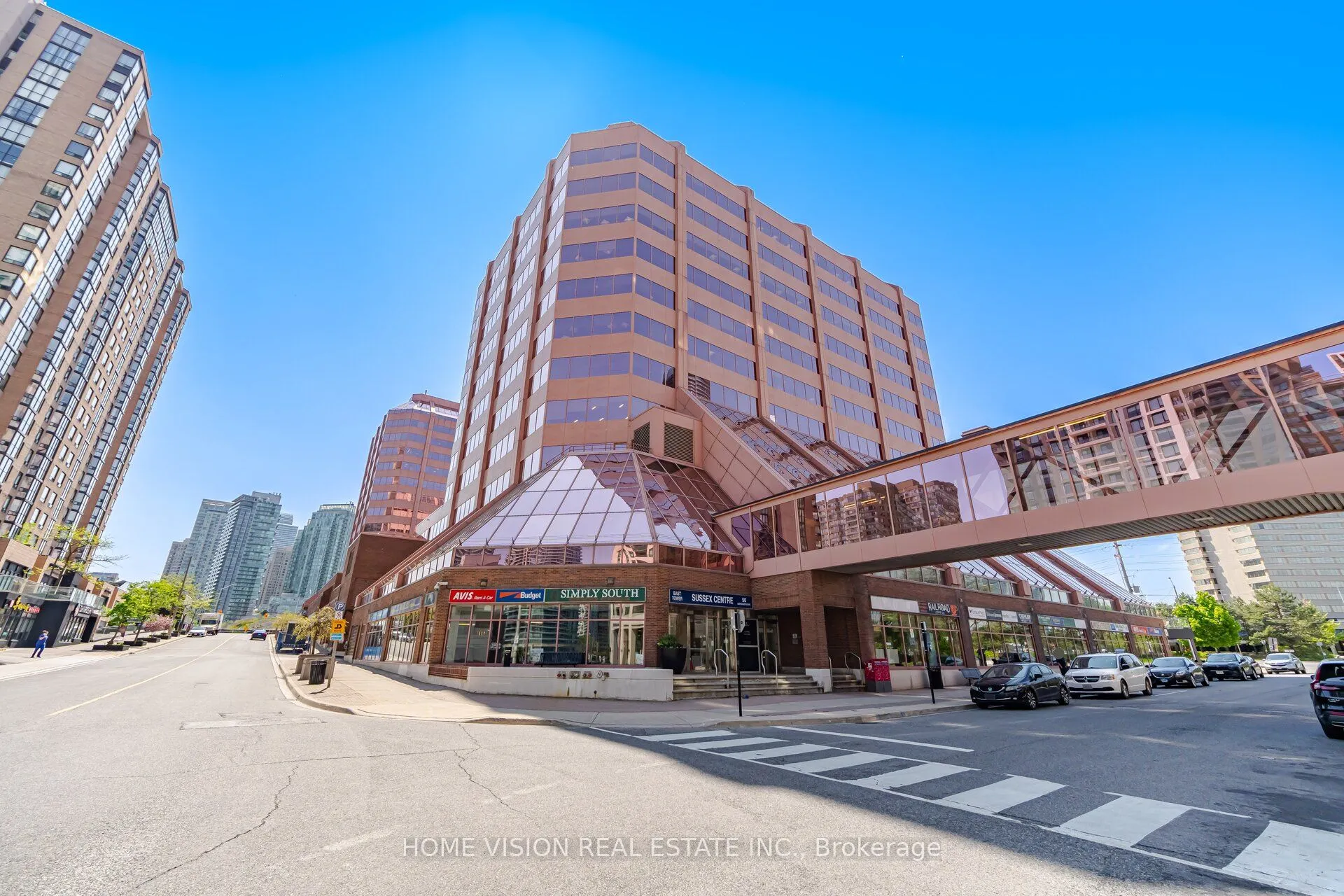 Office For Lease | W13143758