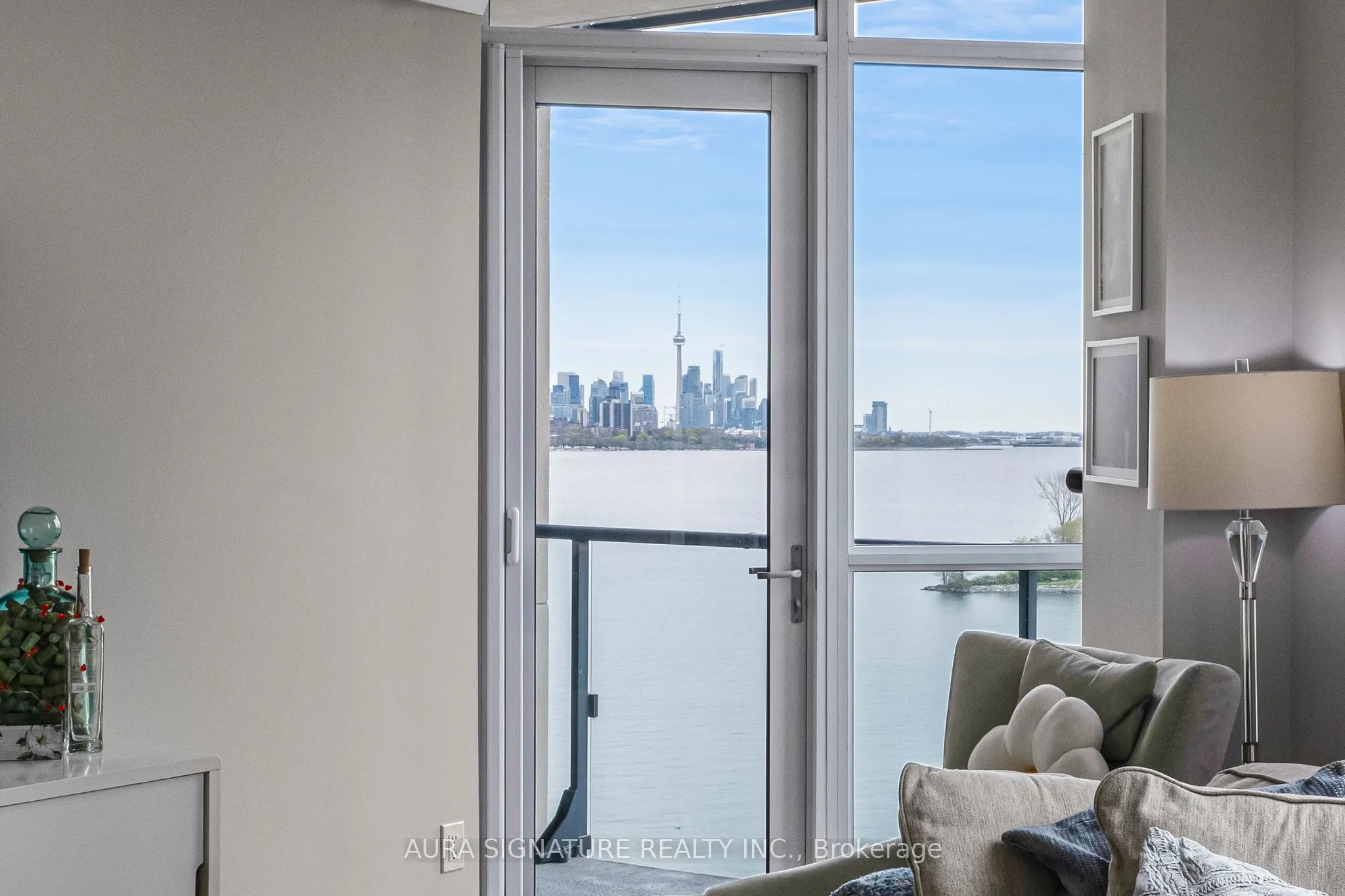 Property For Sale | W13143808