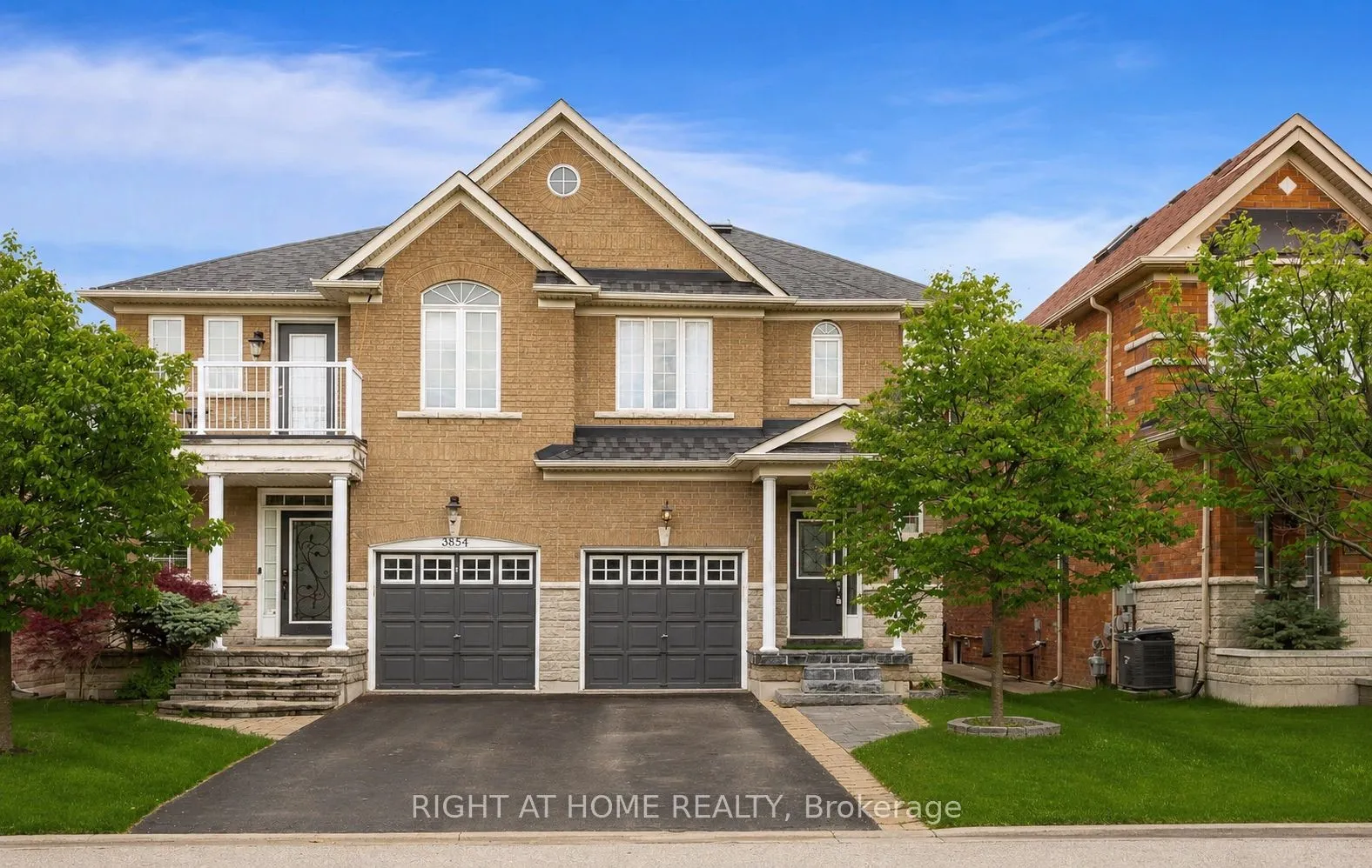 Semi-Detached Home For Sale | W13144632