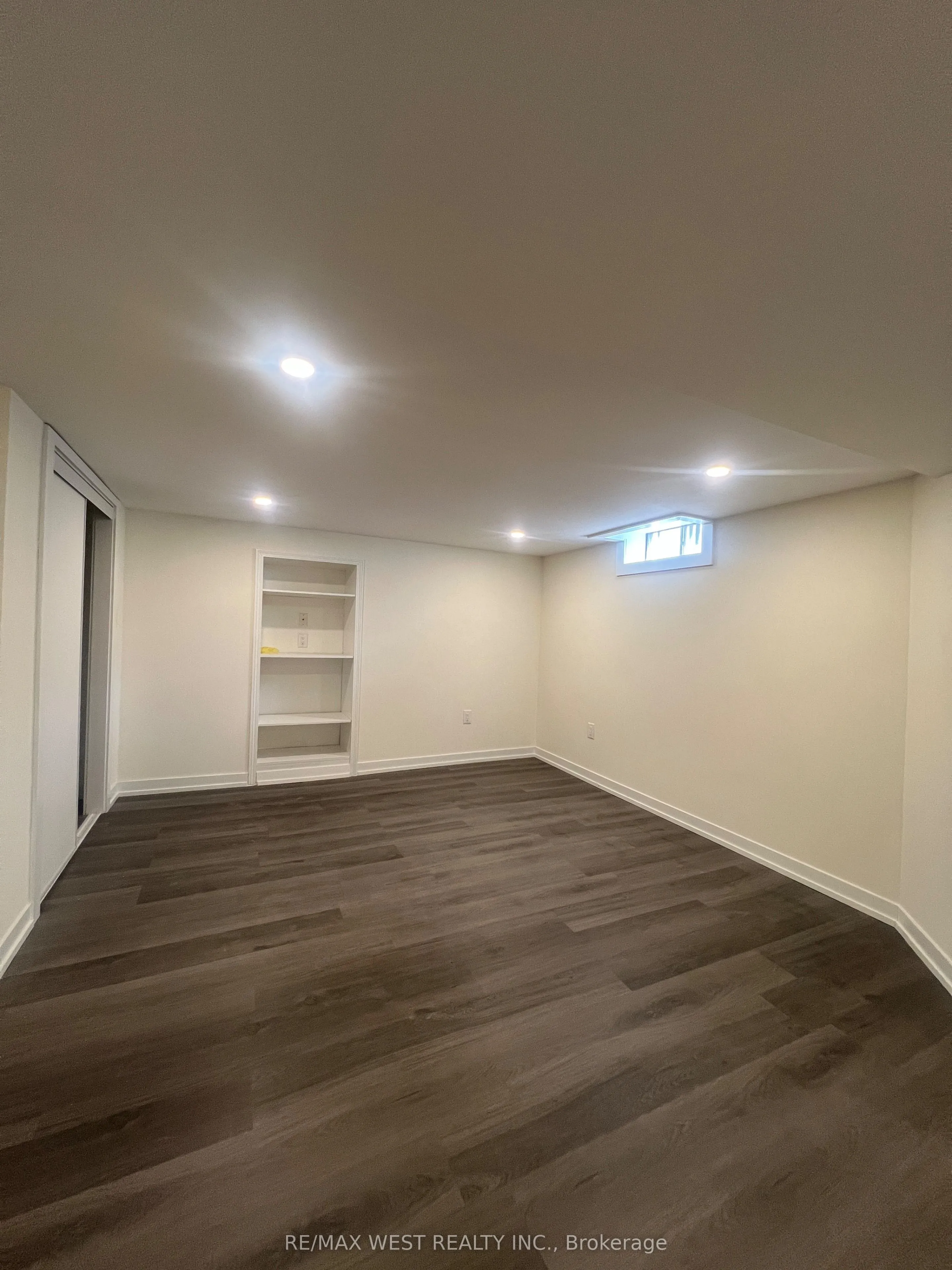 Detached Home For Lease | W13144964