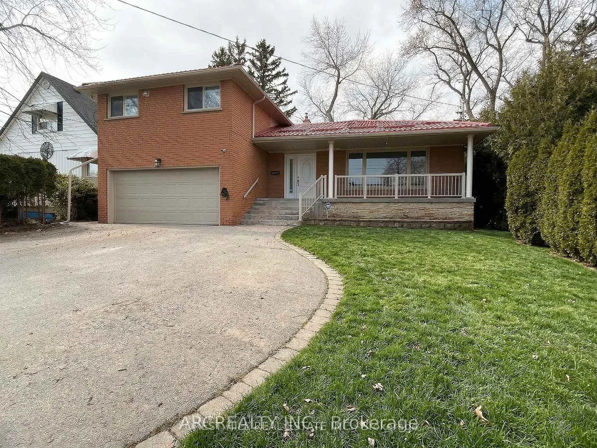 Detached Home For Lease | W13145724