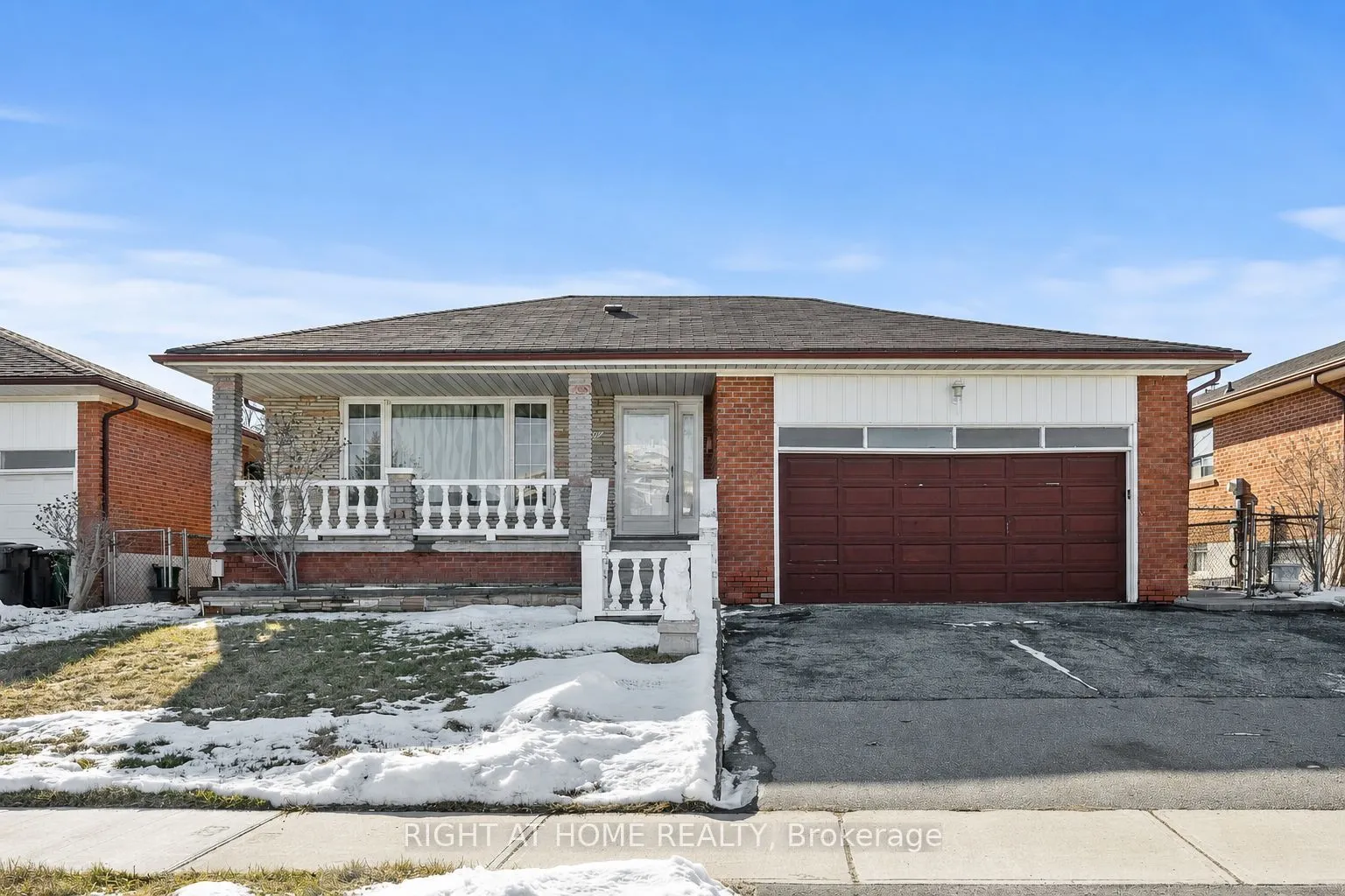 Detached Home For Lease | W13146226