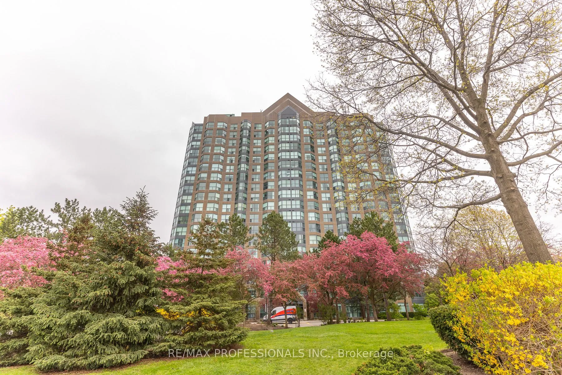 Property For Sale | W13146622