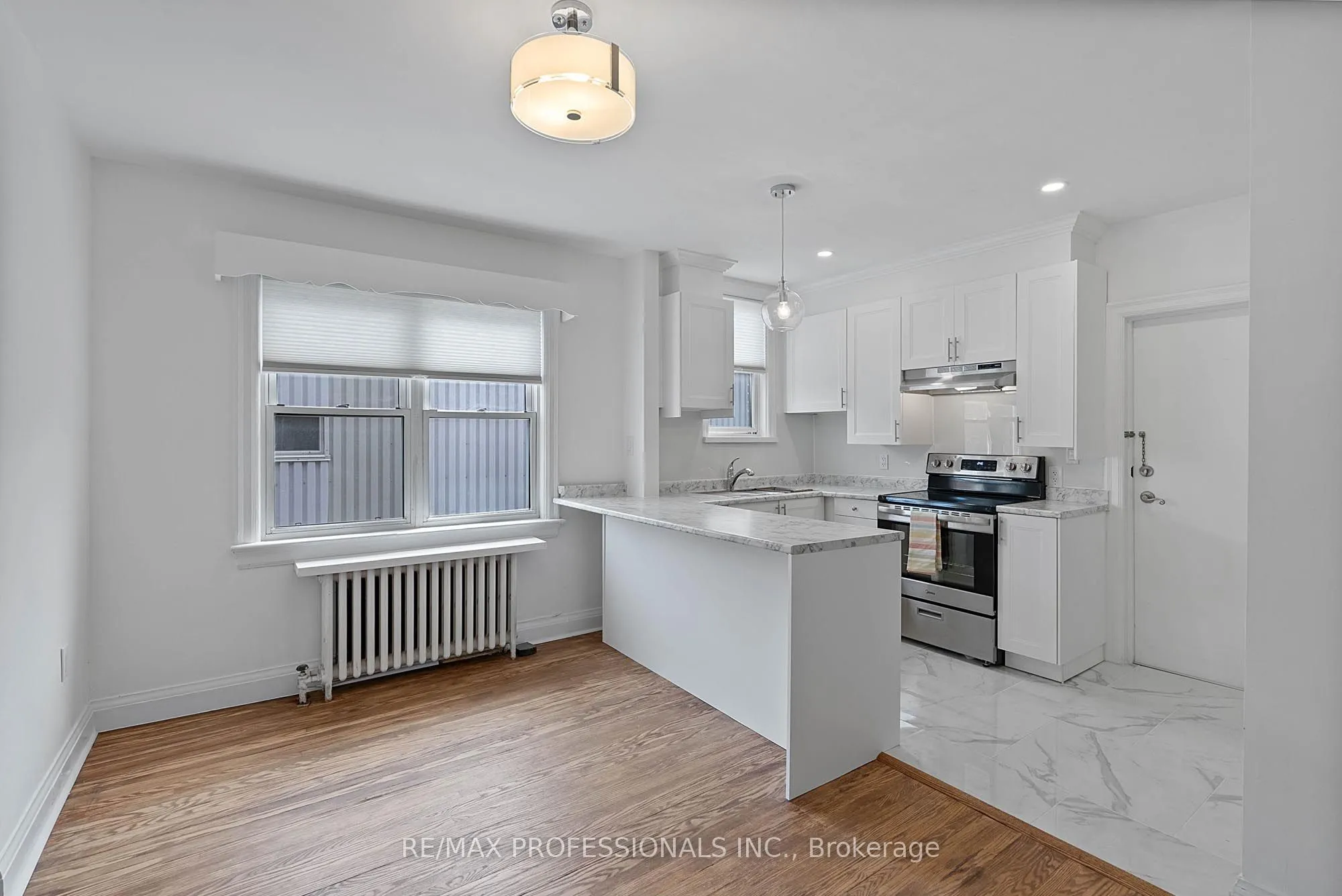 Semi-Detached Home For Lease | W13146682
